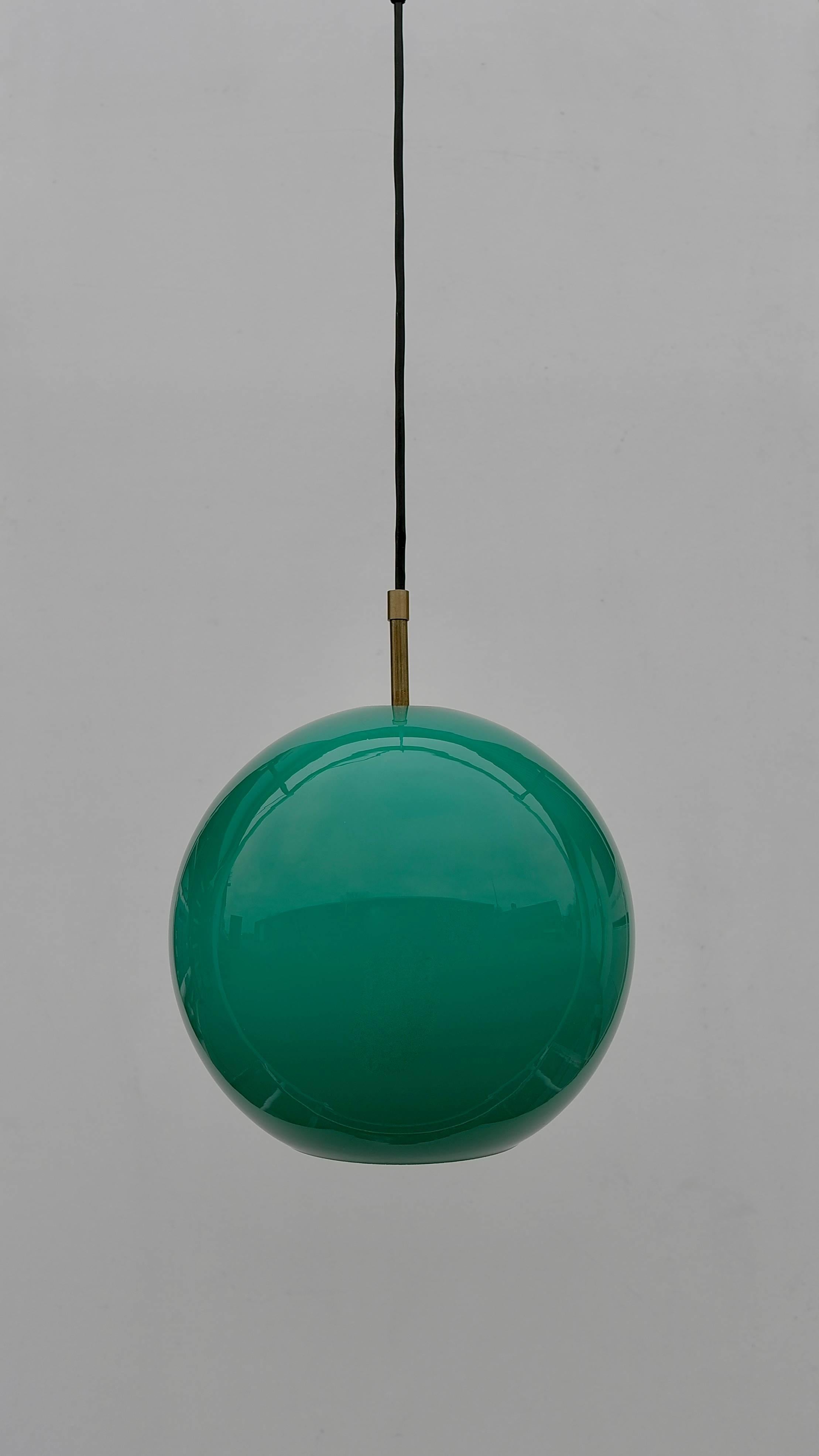 3x Uno & Östen Kristiansson Glass Pendant Lamp in Jade Color, Sweden, 1960s In Good Condition For Sale In Den Haag, NL