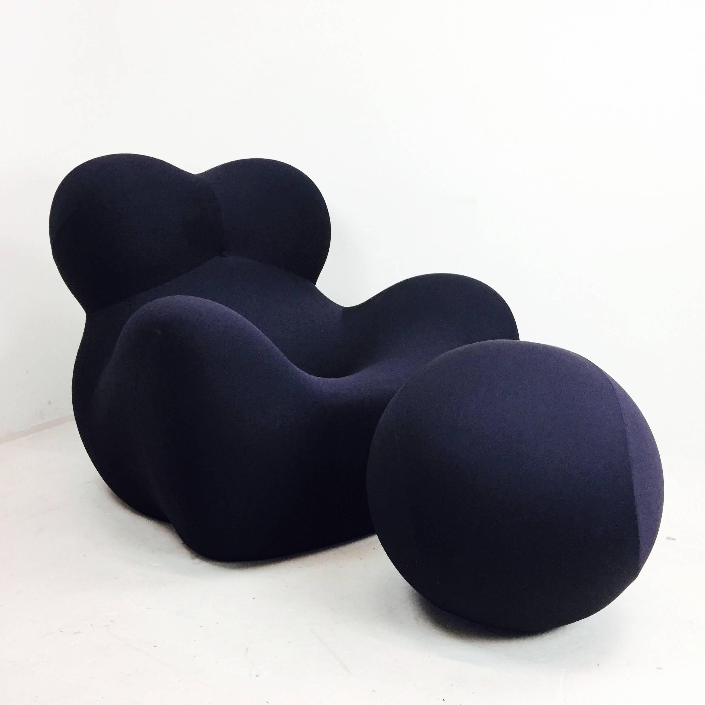 Gaetano Pesce Up 5 and 6 lounge chair and ottoman. The lounge chair is based off the woman’s form and the imprisonment of women with the symbolized ball and chain ottoman. The chair and ottoman are in good condition. Stretch knit fabric over foam