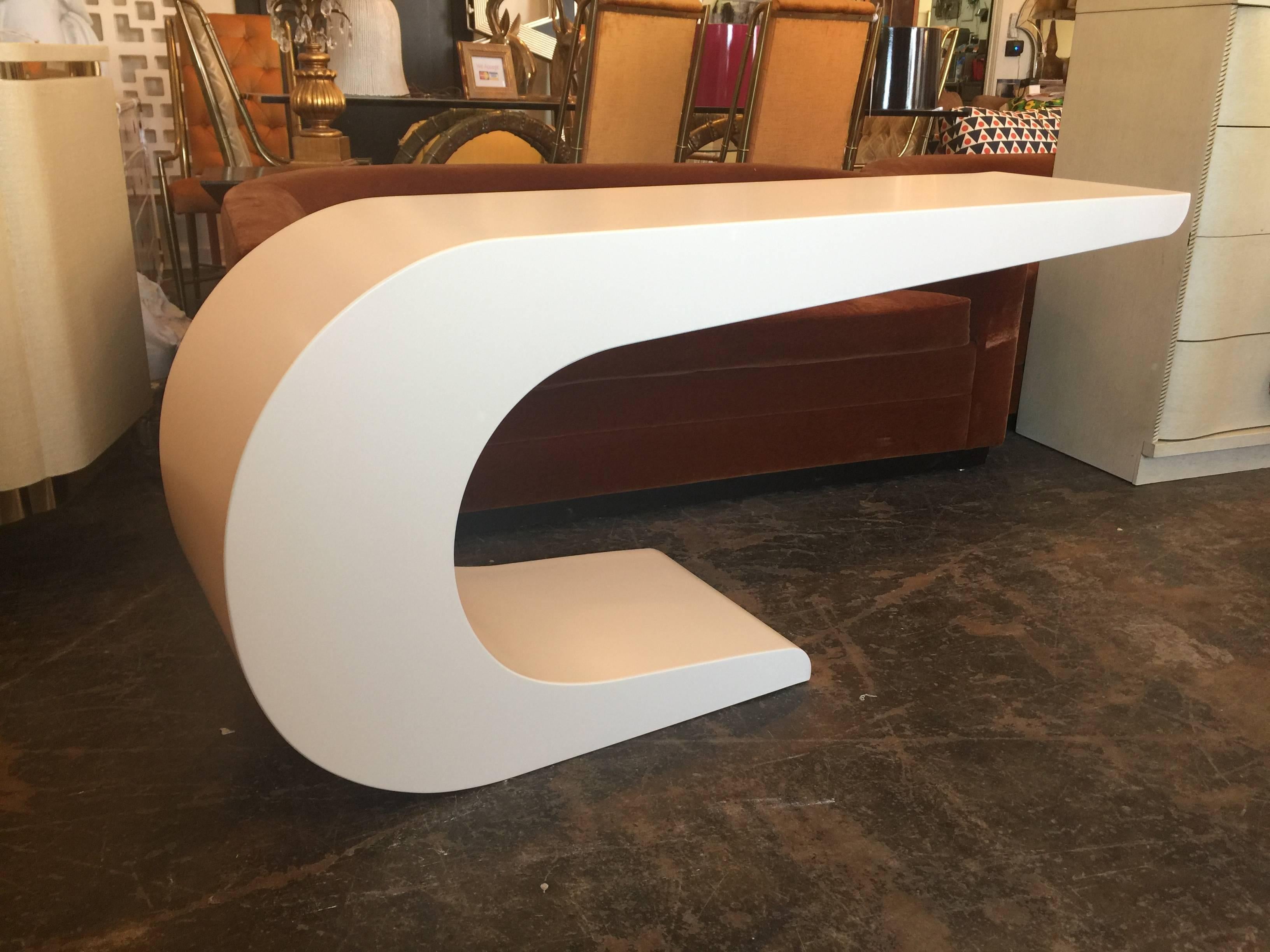 Newly Lacquered C Shaped Console Table in the Style of Pierre Cardin 1