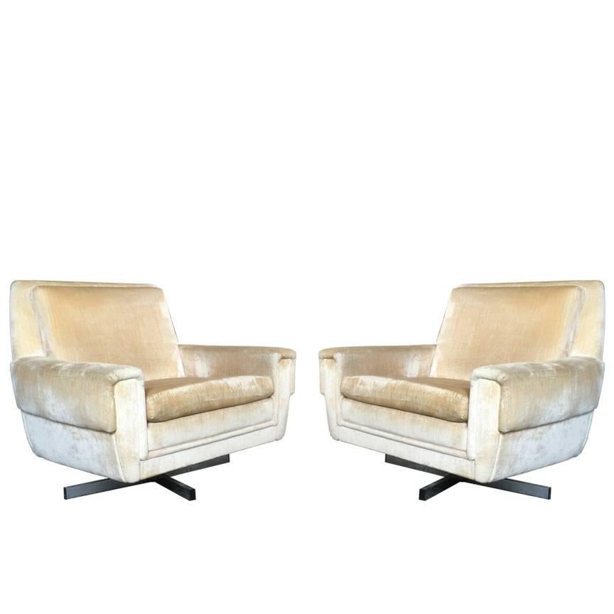 Pair of Minimal Cubist 1960s Swivel Chairs