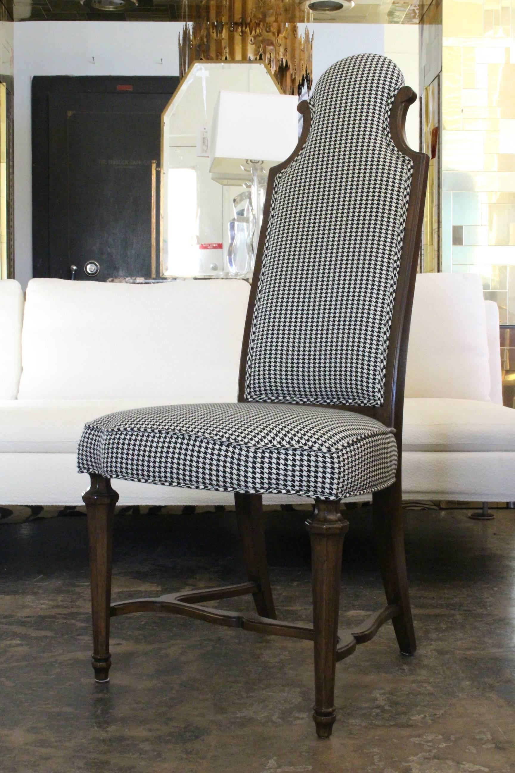 Set of Six High Back Regency Dining Chairs In Good Condition In Dallas, TX