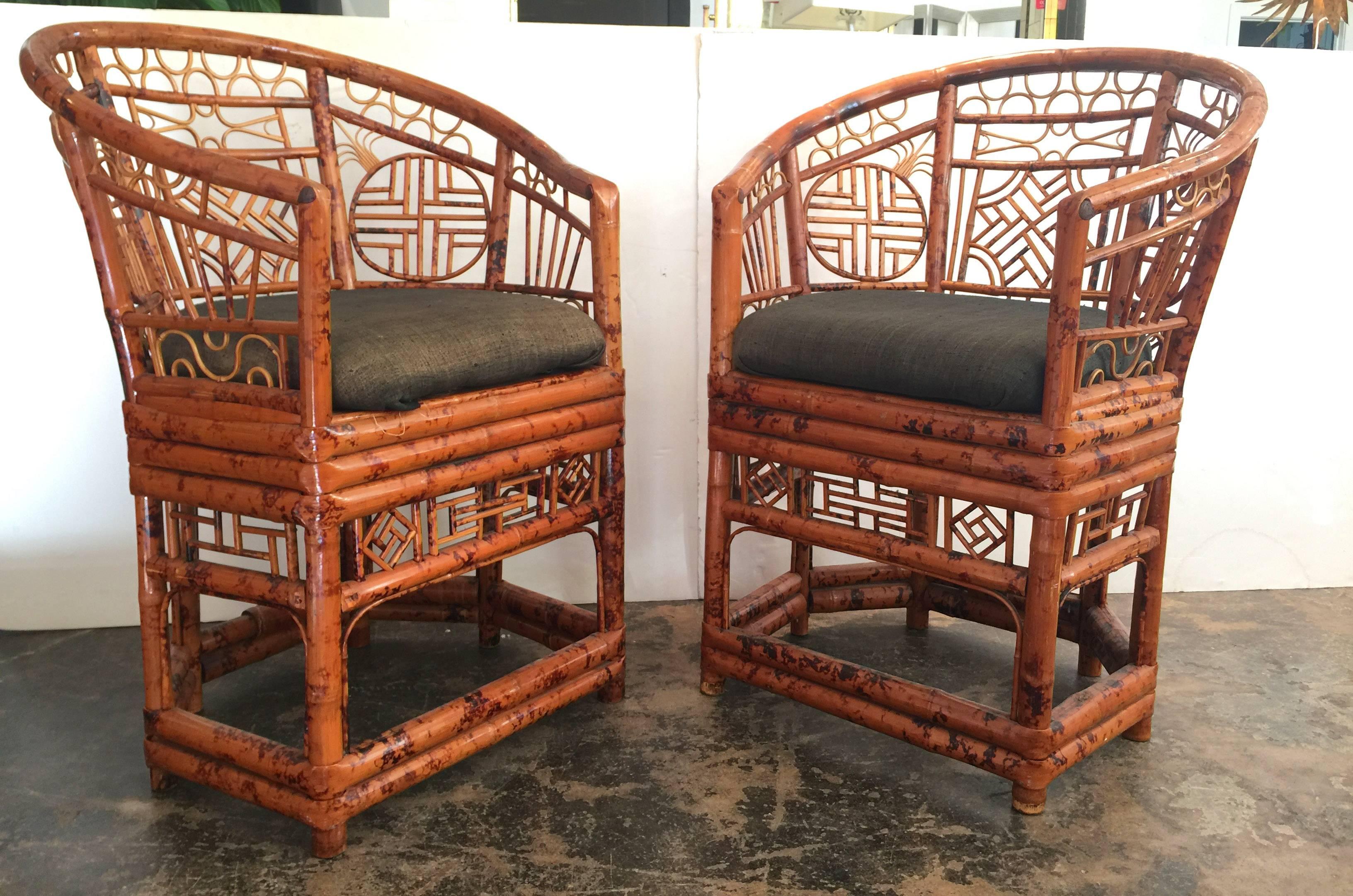 Pair of Brighton Pavilion Chinoiserie Chippendale Tortoise Rattan Chairs with Upholstered cushion. circa 1960s 

dimensions: 28