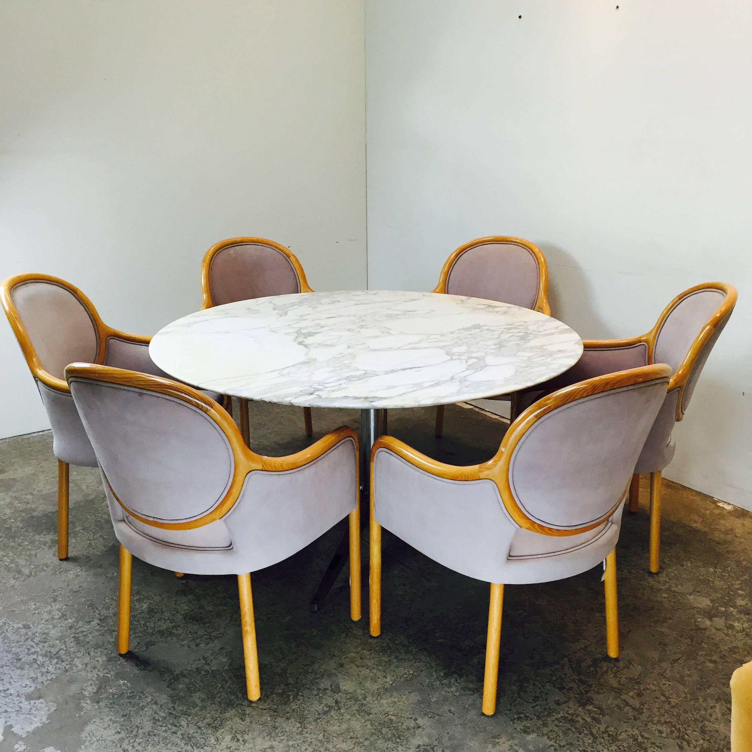 Mid-Century Modern Round Carrara Marble Dining / Conference Table by Florence Knoll