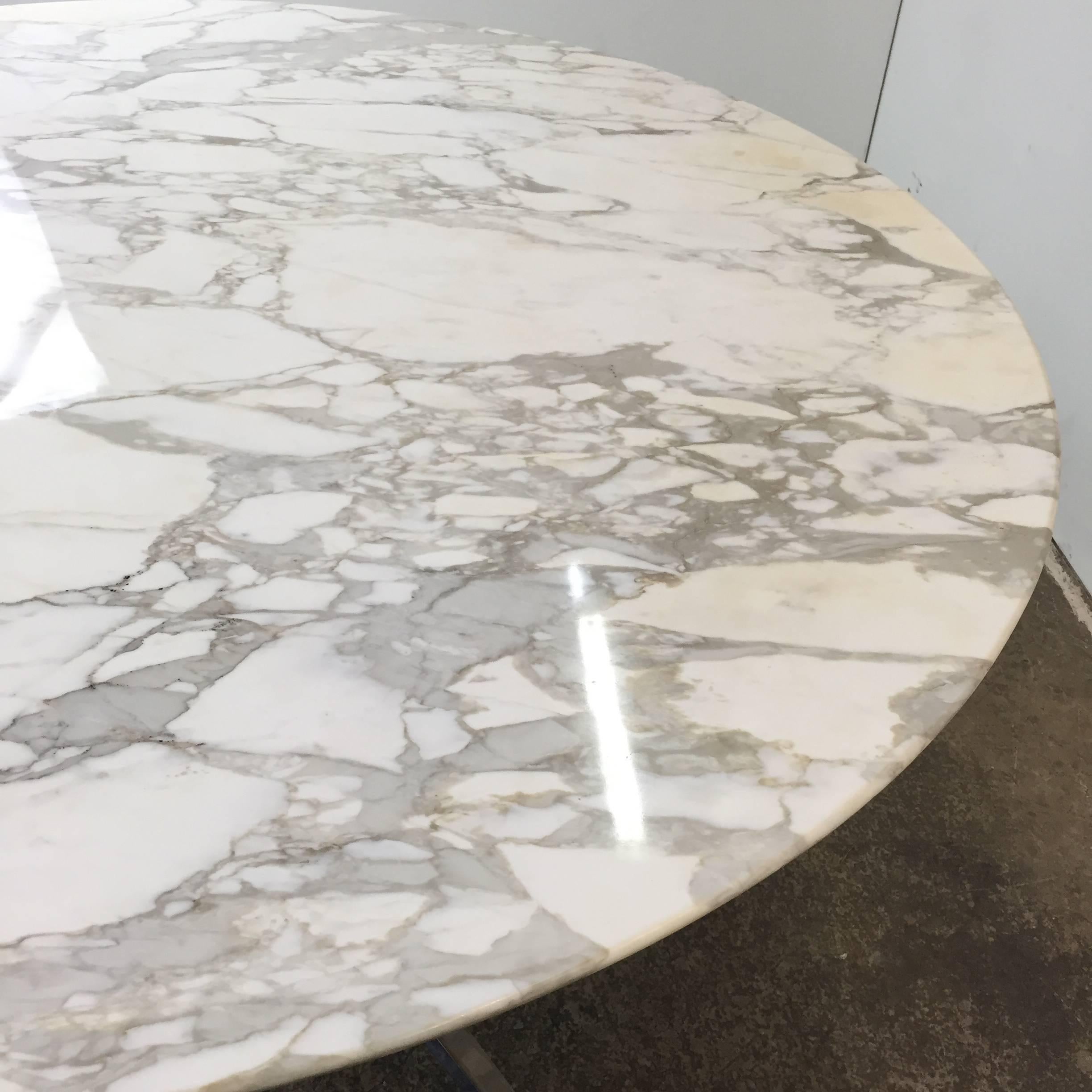 carrara marble round table top