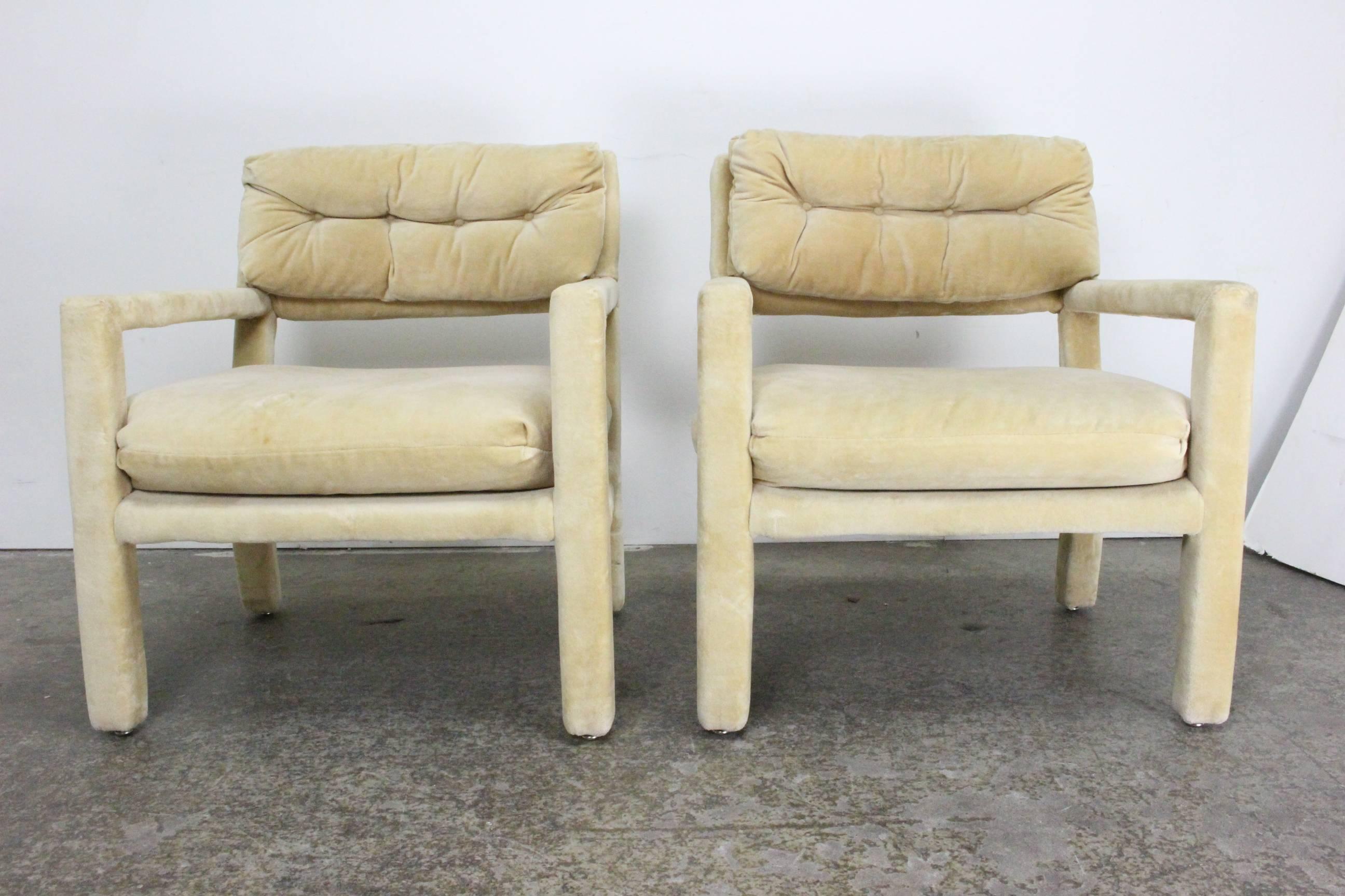 Pair of Milo Baughman Parsons Chairs In Good Condition In Dallas, TX