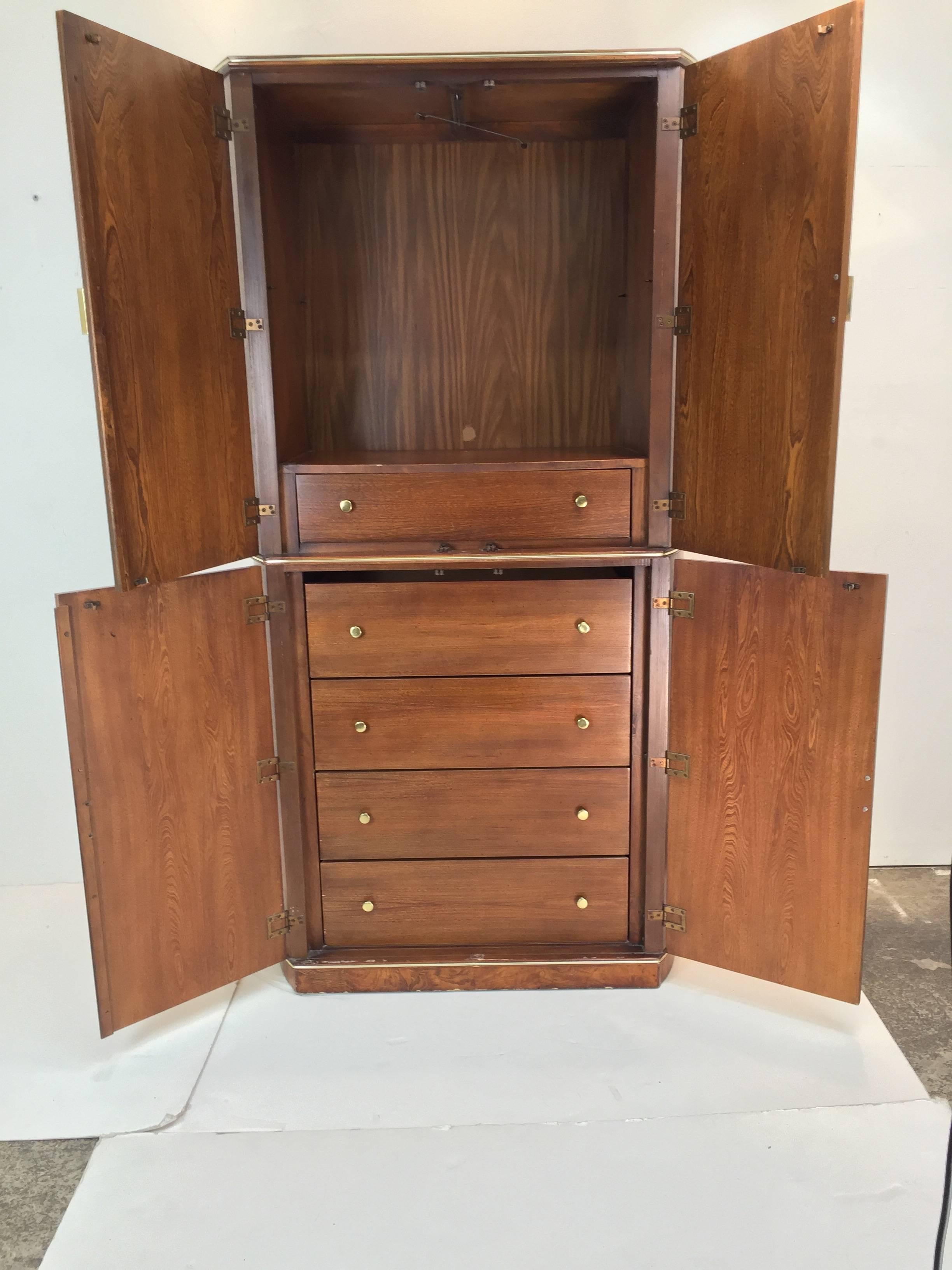 American of Martinsville Burl Wood and Brass Cabinet In Good Condition In Dallas, TX