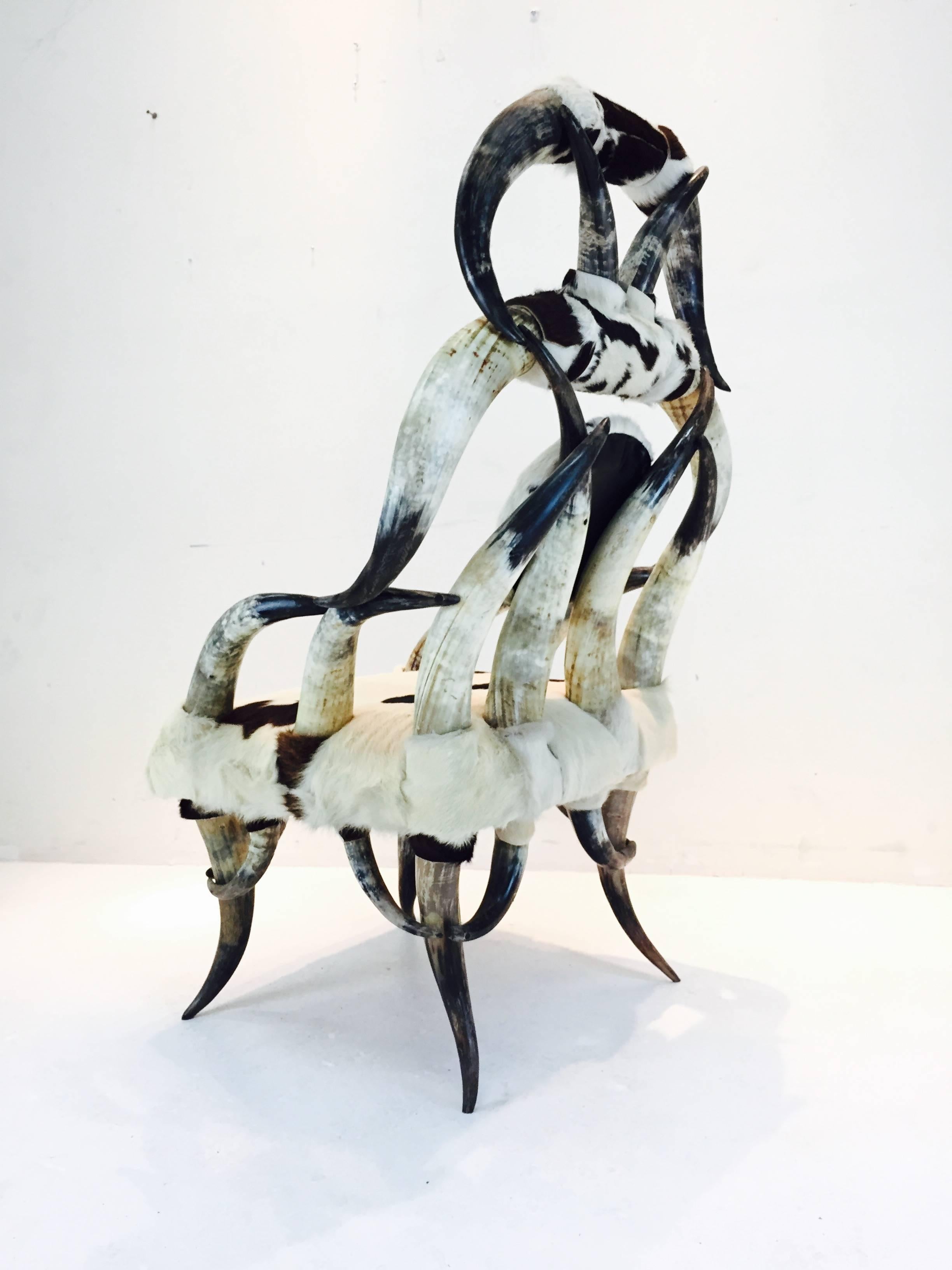Vintage Cowhide Horn Chair with Beautiful Form In Excellent Condition In Dallas, TX