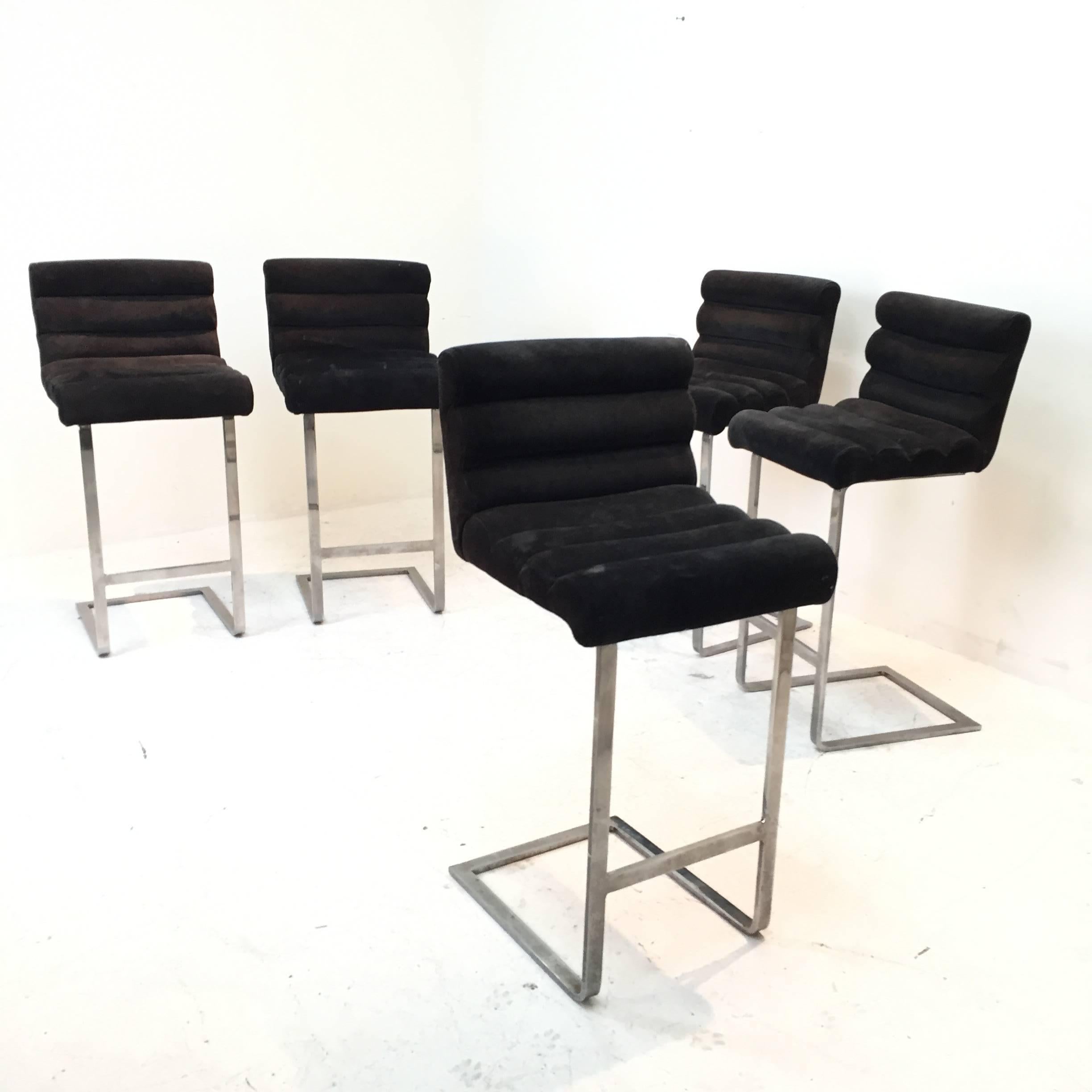 Set of Five Chrome Cantilever Barstools In Good Condition In Dallas, TX