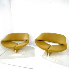 Pair of Pierre Paulin Ribbon Chairs by Artifort