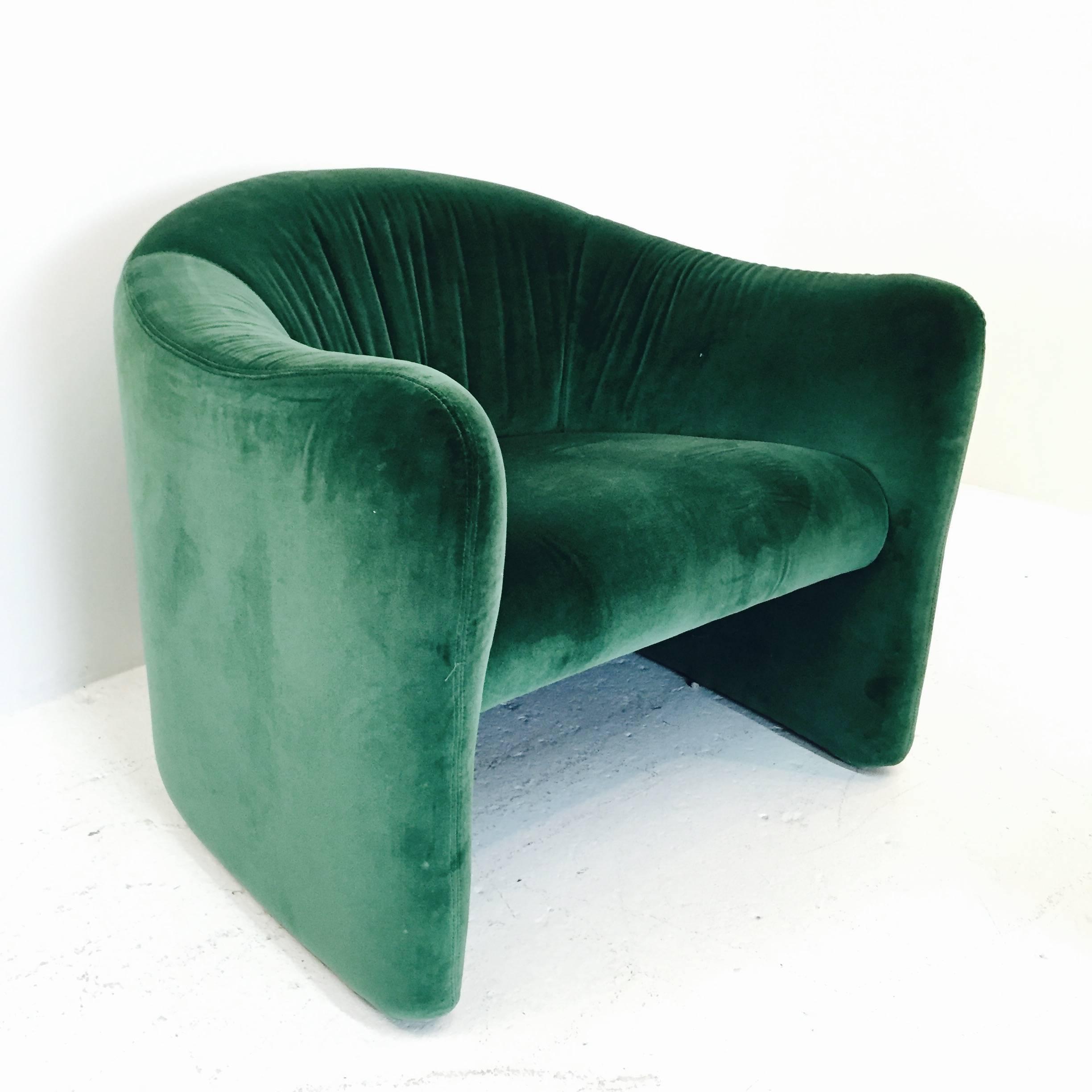 Pair of Luscious Green Velvet Armchairs by Metro 3