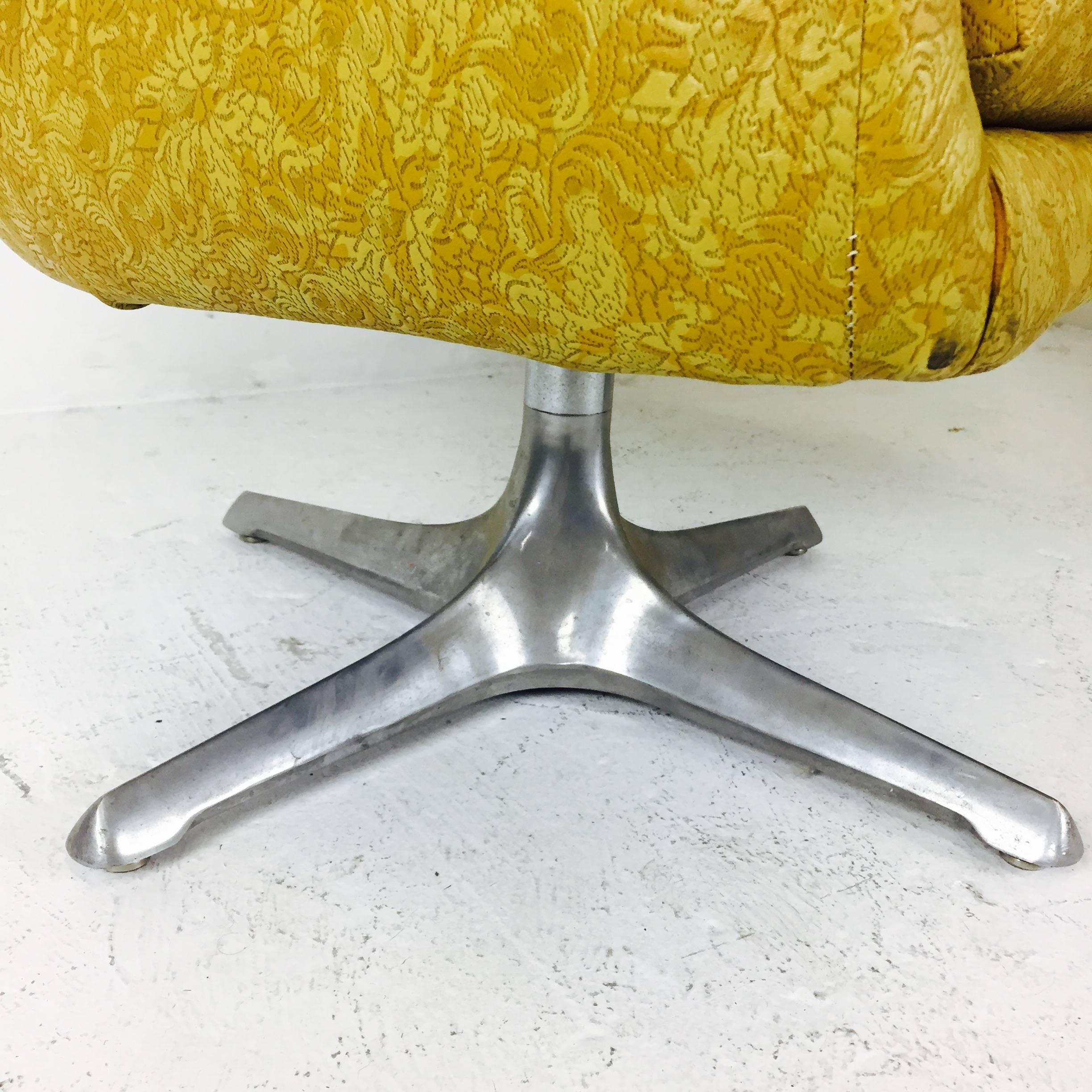 mcm bucket chair