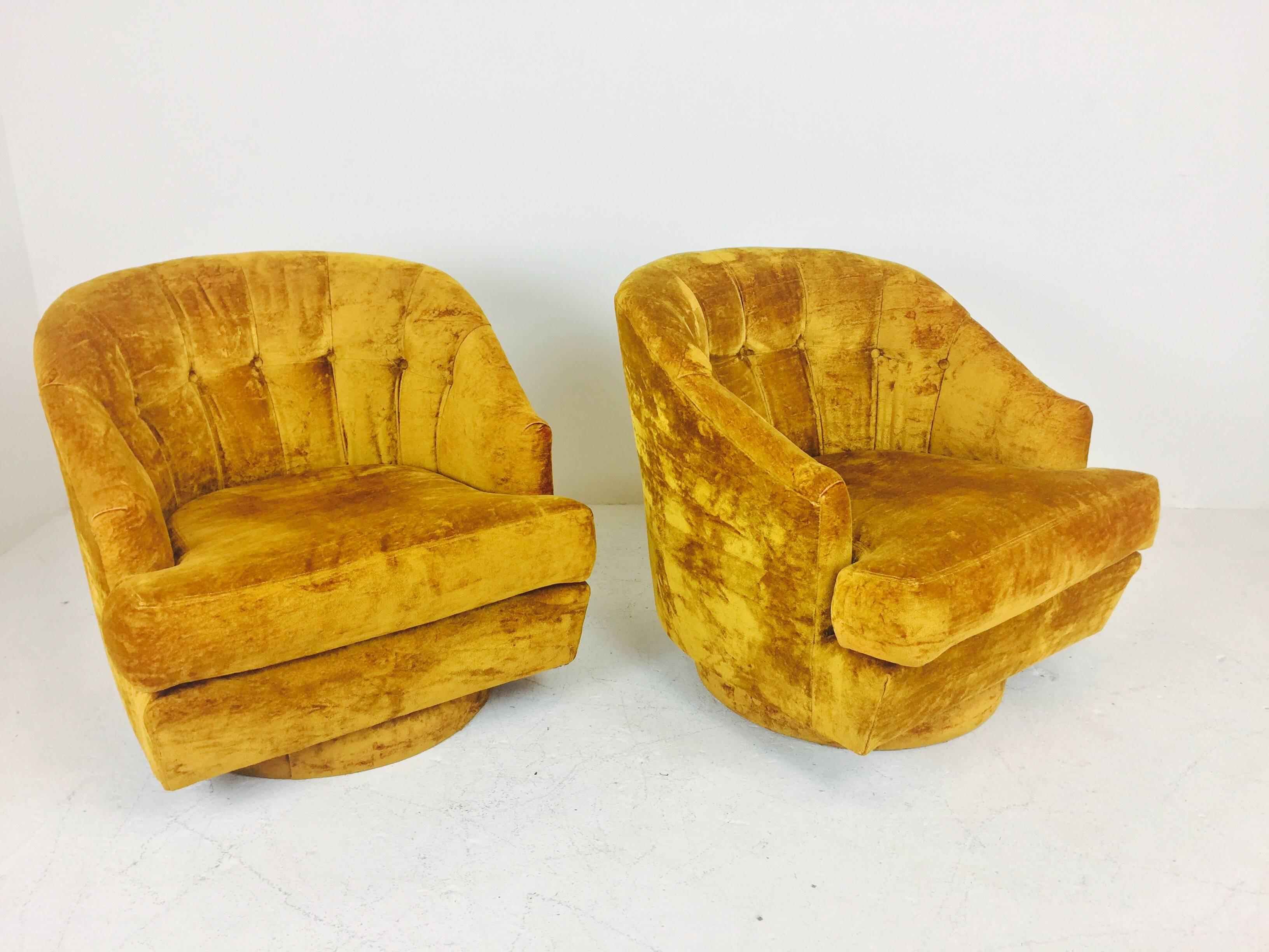 gold velvet chairs