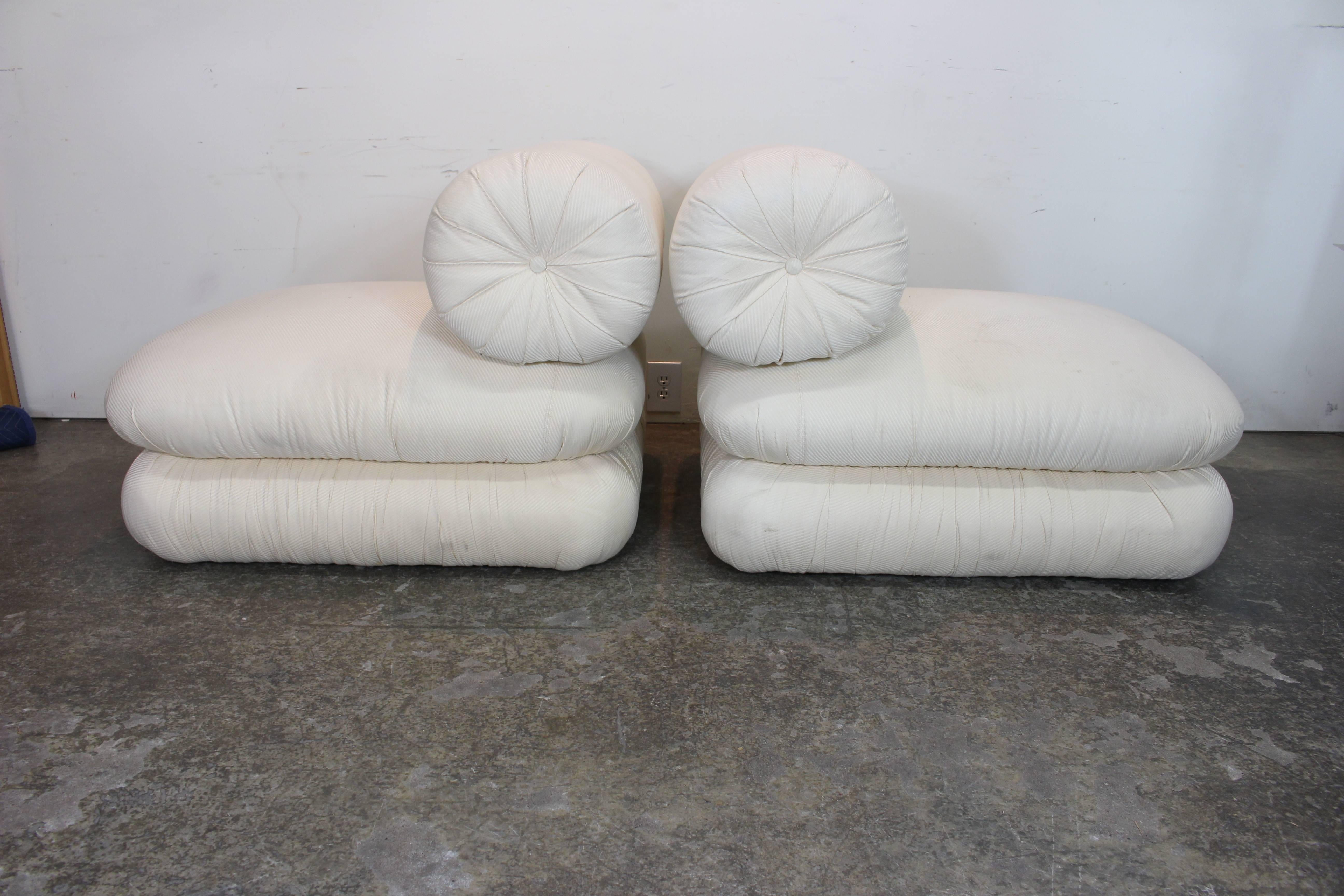 Mid-Century Modern Pair of Unique and Sculptural Roll Back Slipper Chairs and Ottomans For Sale