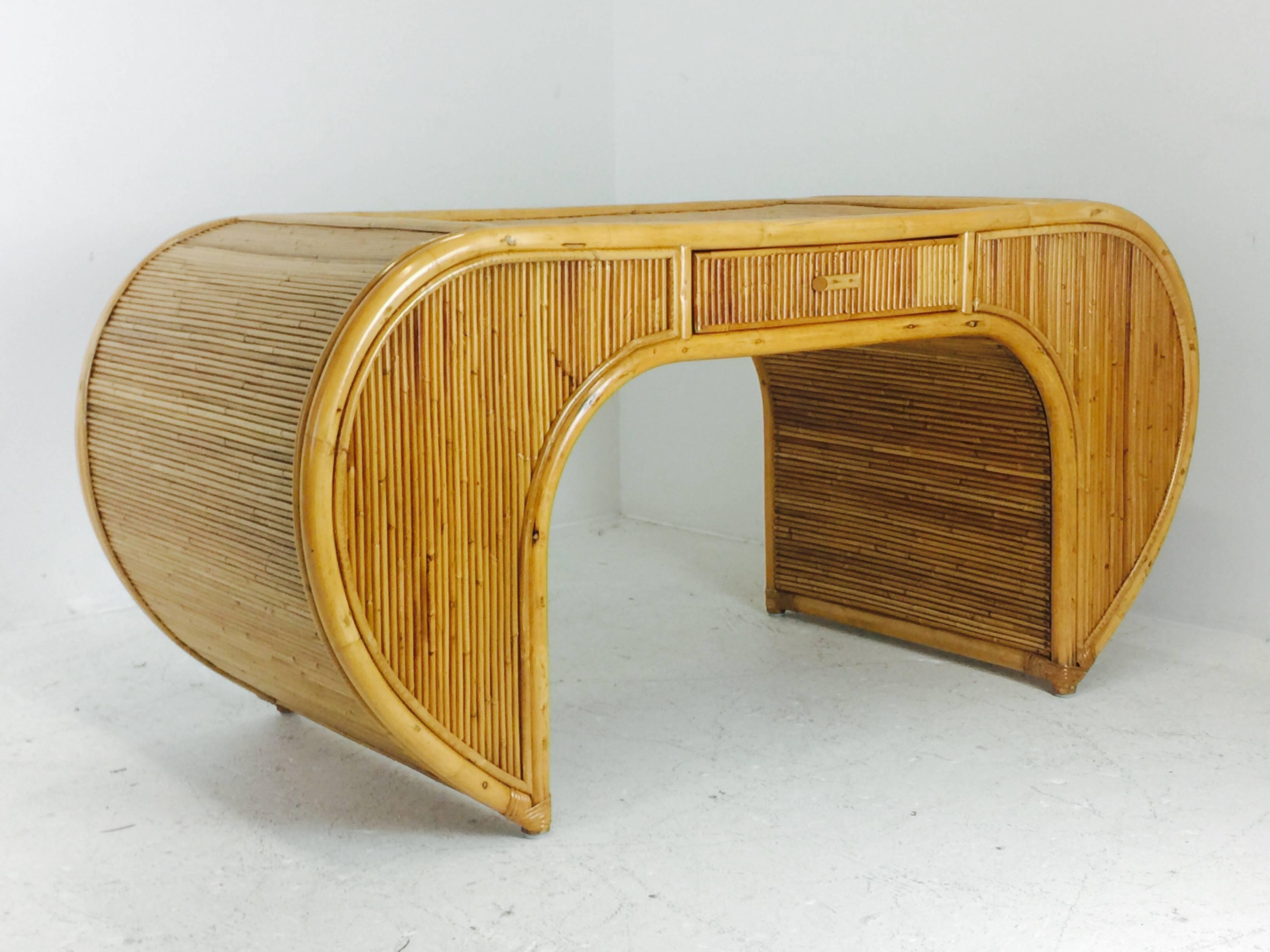20th Century Round Rattan Desk in the Style of Gabriella Crespi