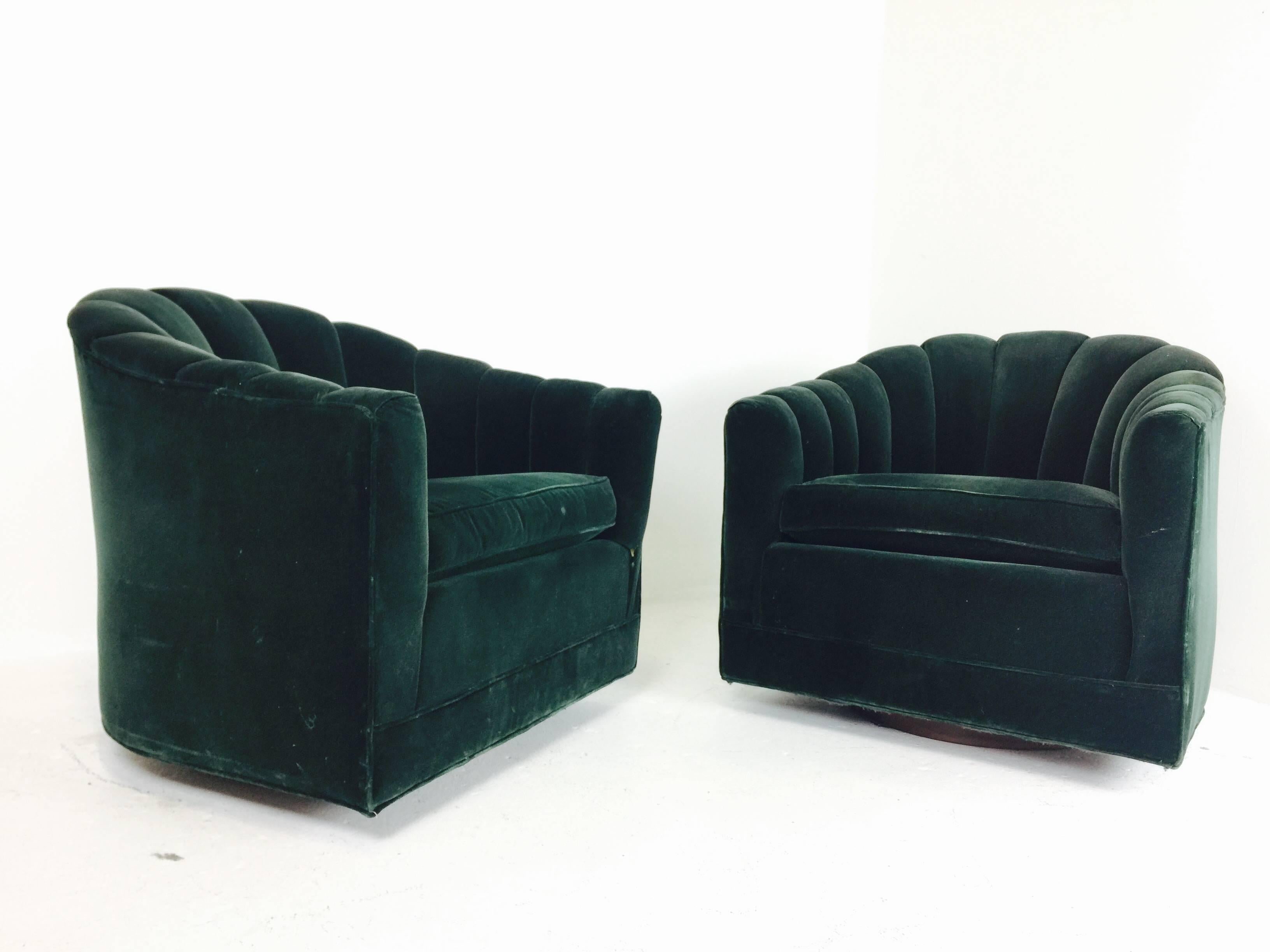 Mid-Century Modern Pair of Hunter Green Velvet Channel Back Milo Baughman Swivel Chairs