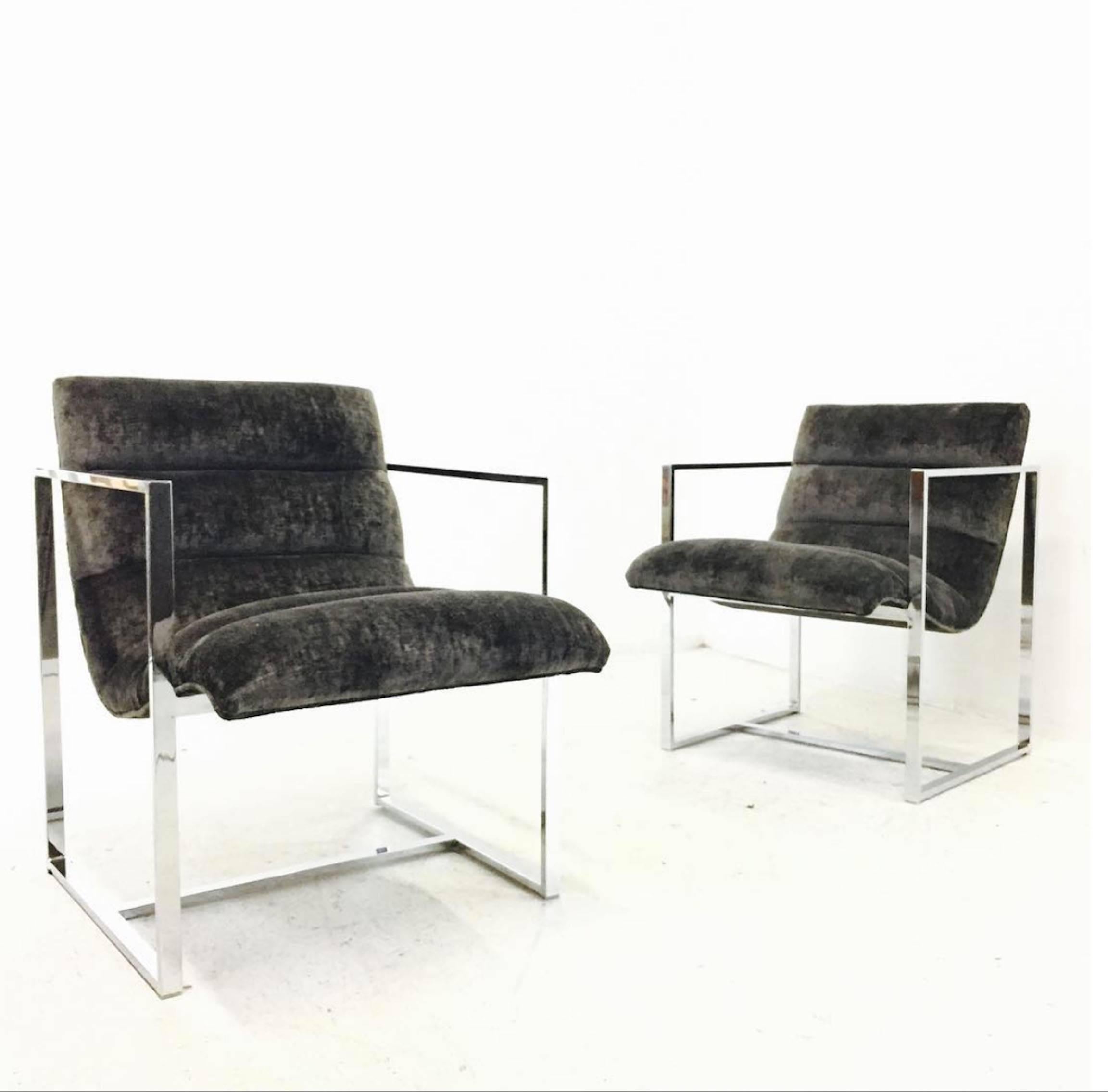Pair of Milo Baughman chrome cube scoop chairs. Newly upholstered in dark gray velvet.

Dimension: 22" W x 26" D x 28" T,
seat height 18".
