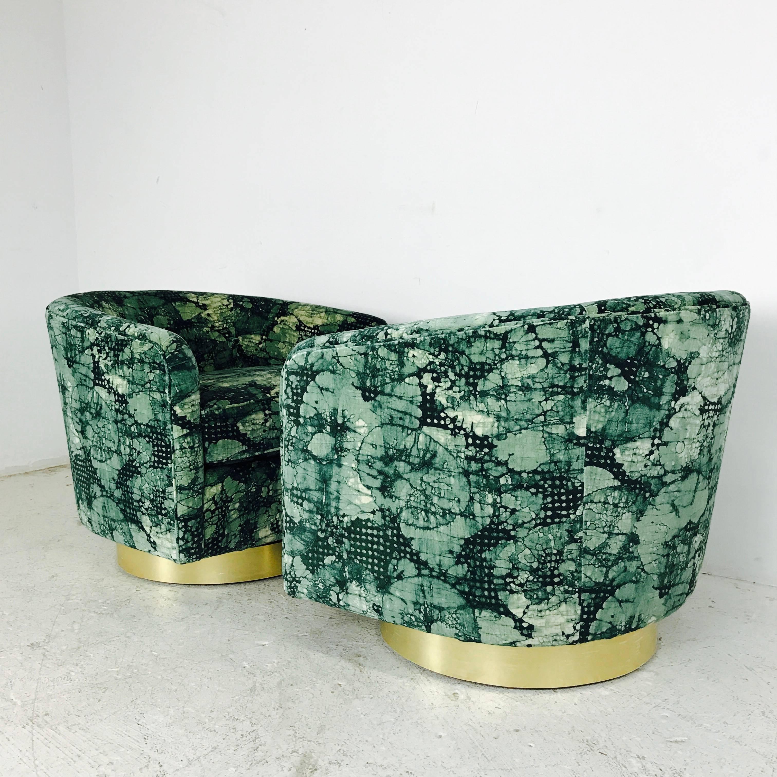 20th Century Pair of Milo Baughman Brass Swivel Lounge Chairs