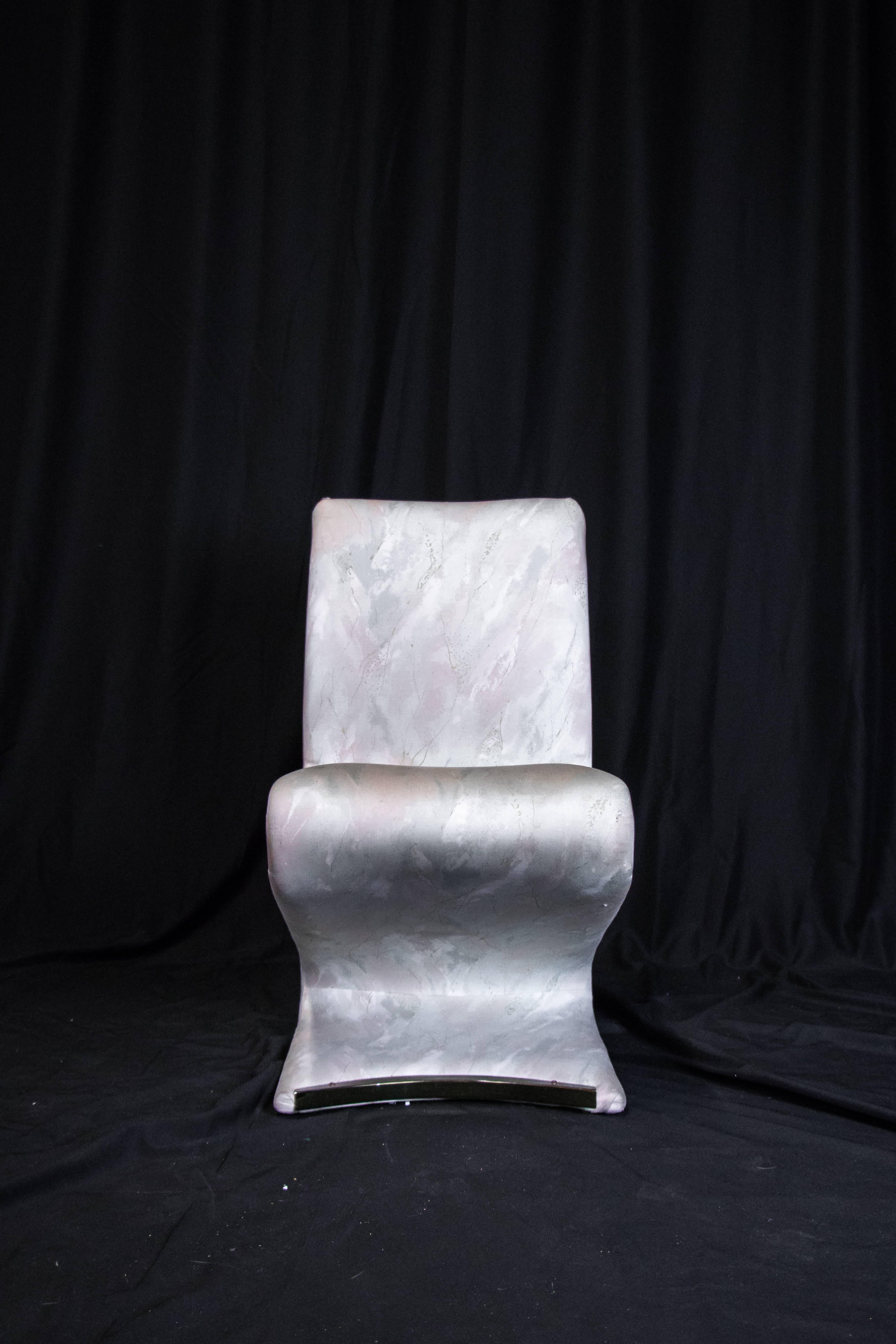 z shaped chairs