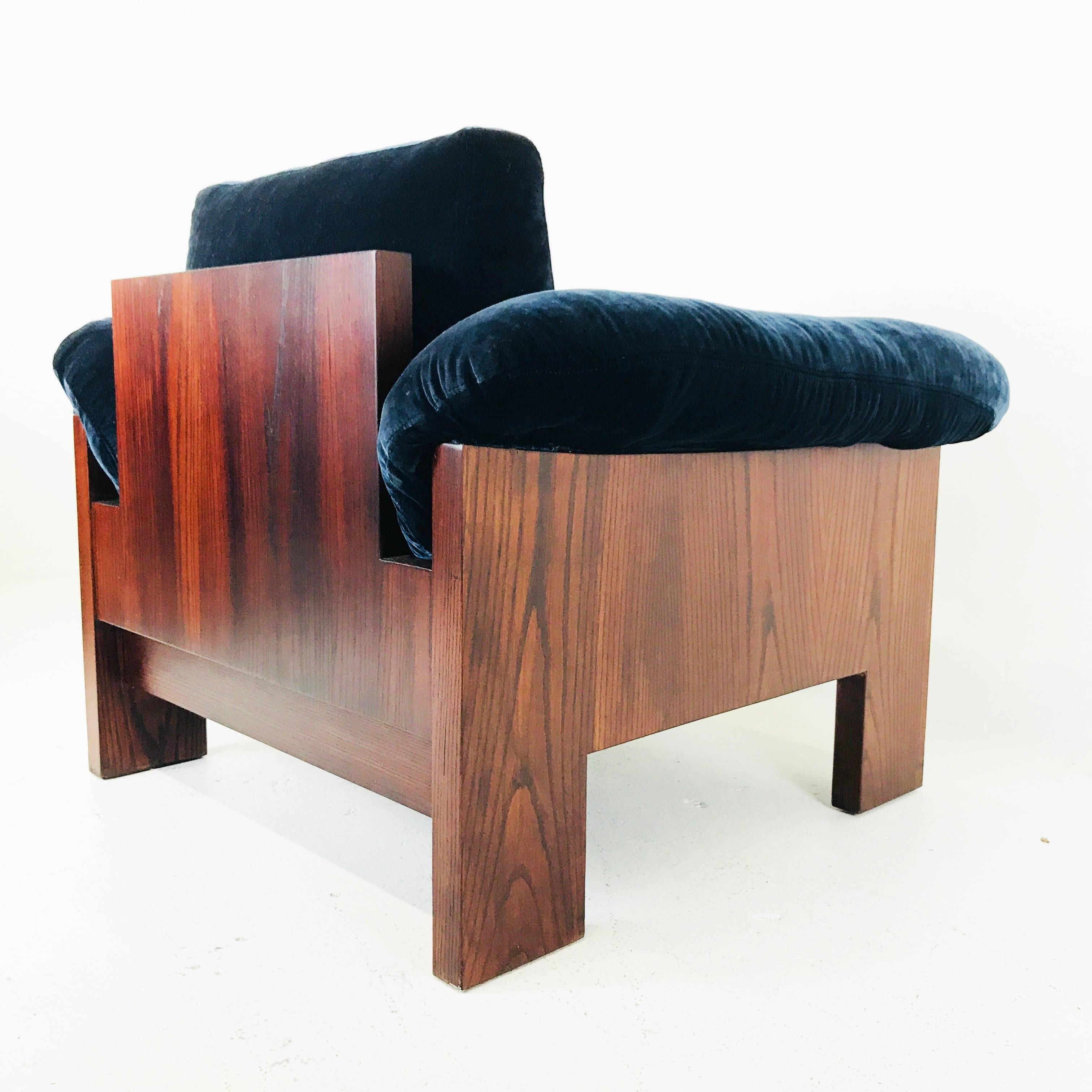 Pair of Milo Baughman Rosewood Lounge Chairs in Velvet 1