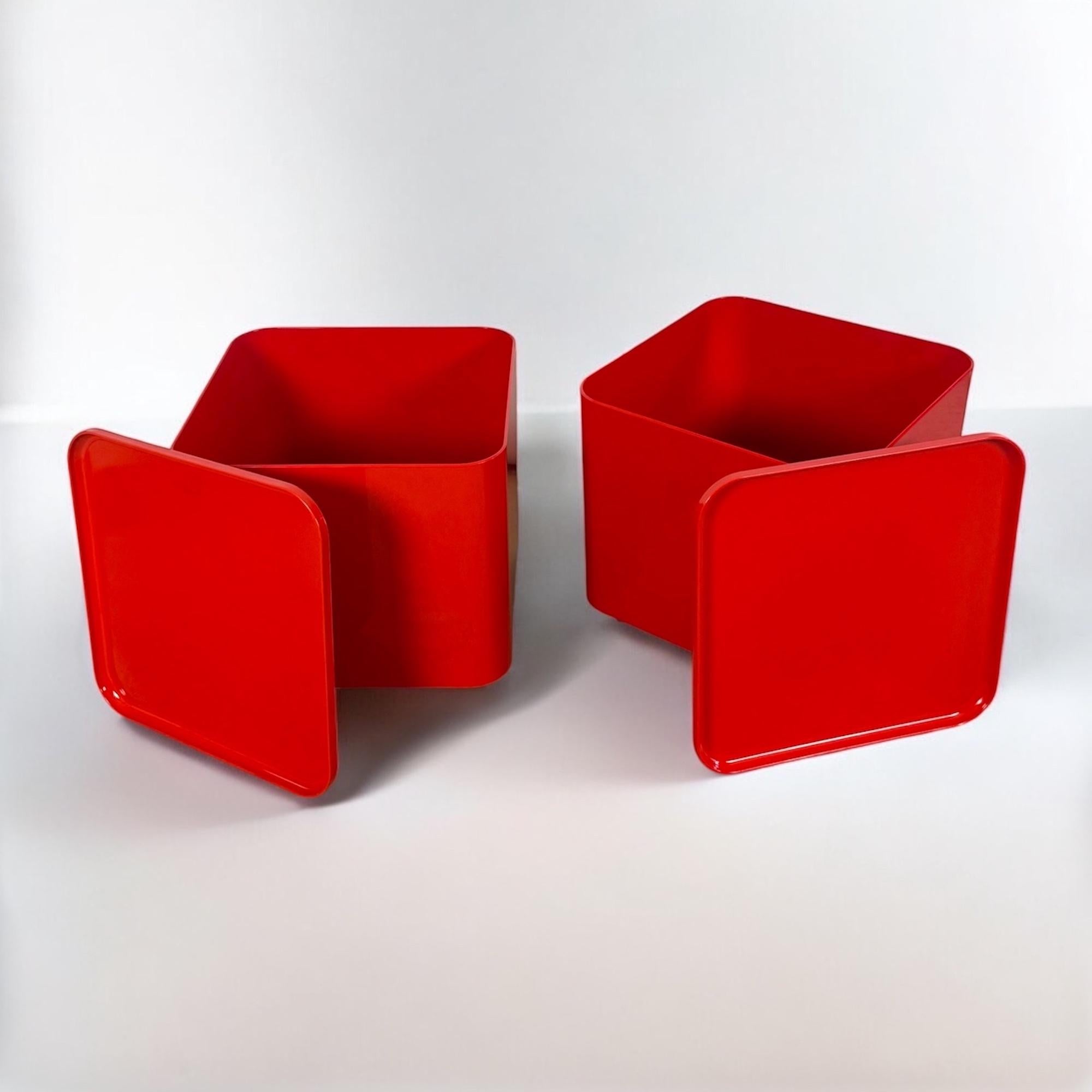 1970s Italian Space Age Dime Trolleys Tables by Marcello Siard for Longato For Sale 2