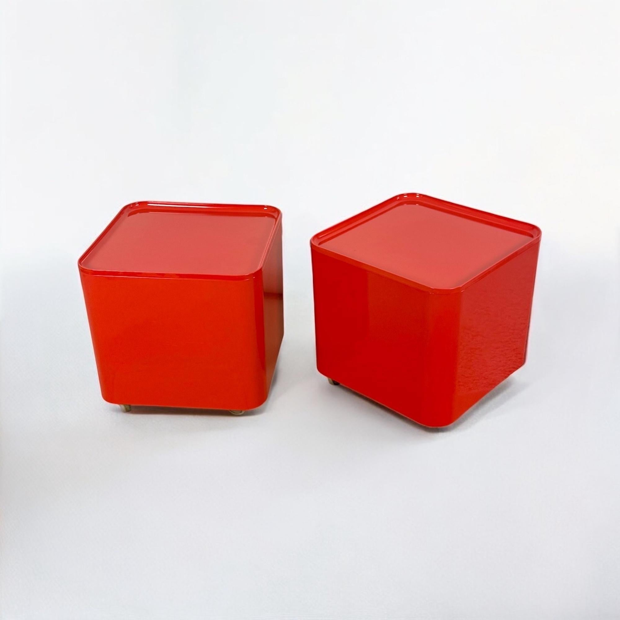 1970s Italian Space Age Dime Trolleys Tables by Marcello Siard for Longato For Sale 1