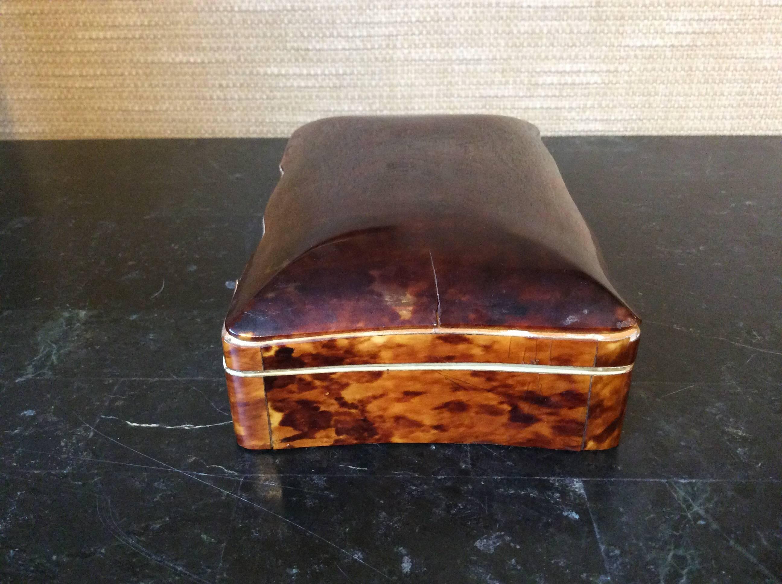 19th Century Tortoiseshell Box In Good Condition In Highland Park, IL