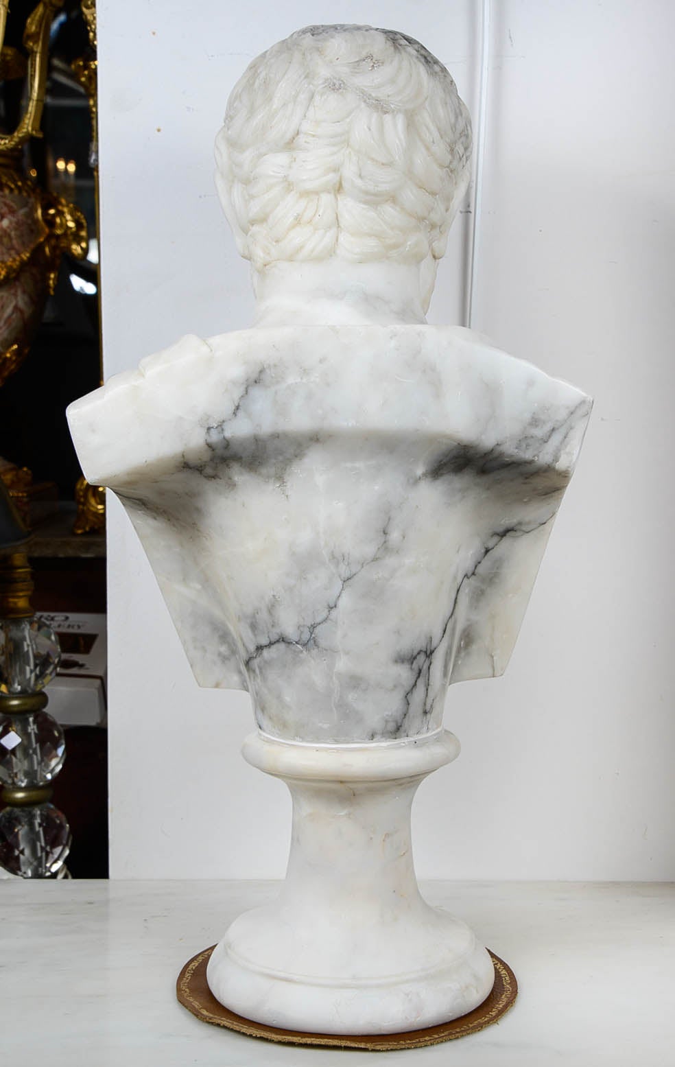 Bust of Sophocle in Alabaster In Excellent Condition For Sale In Paris, FR