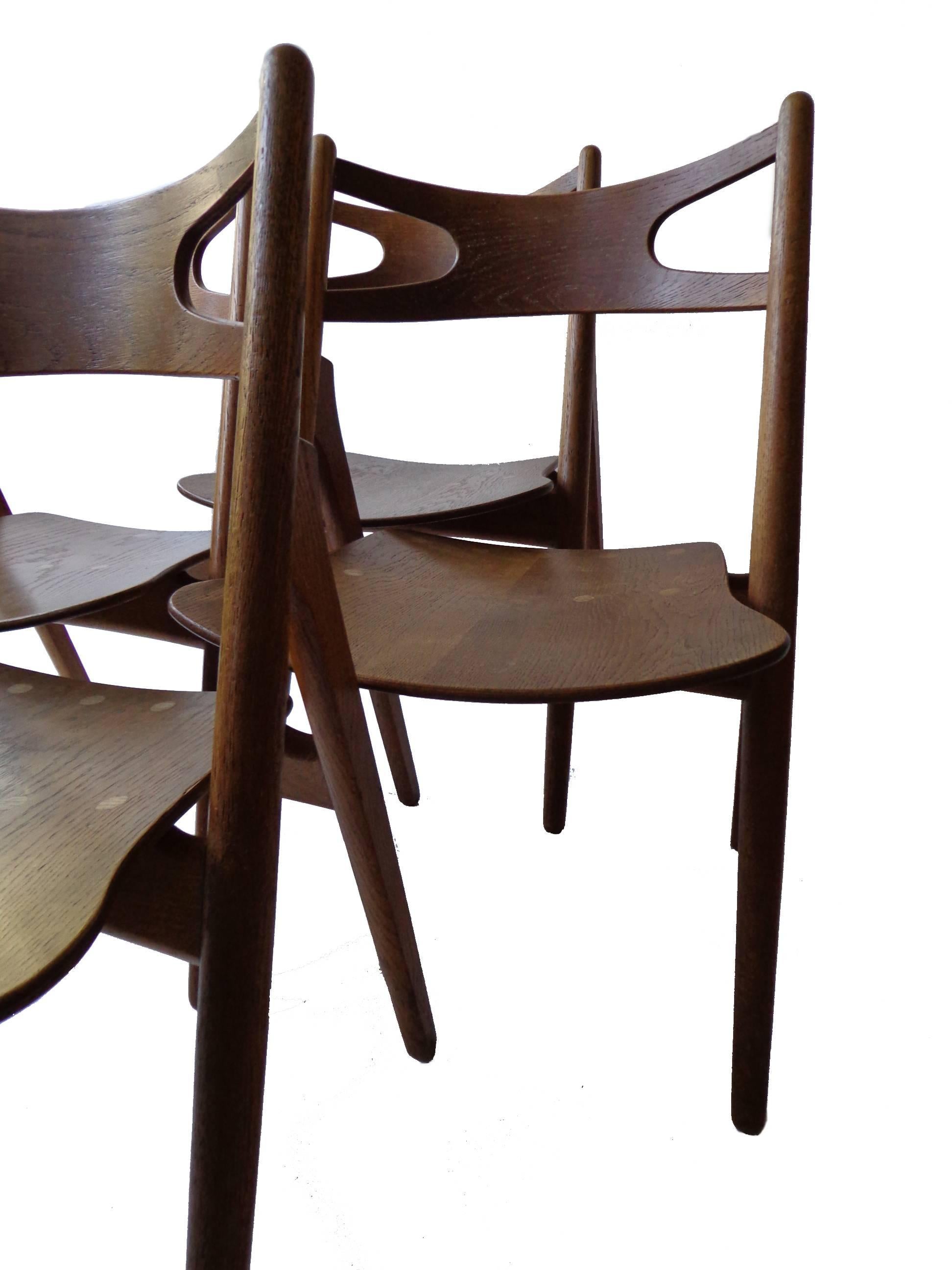 Four Sawbuck Dining Chairs CH 29 by Hans Wegner for Carl Hansen & Søn In Good Condition In Amsterdam, NL