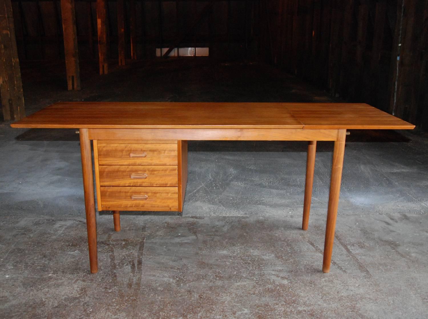 20th Century Arne Vodder Teak Student Desk for H. Sigh & Sons Mobelfabrik Denmark, circa 1960 For Sale