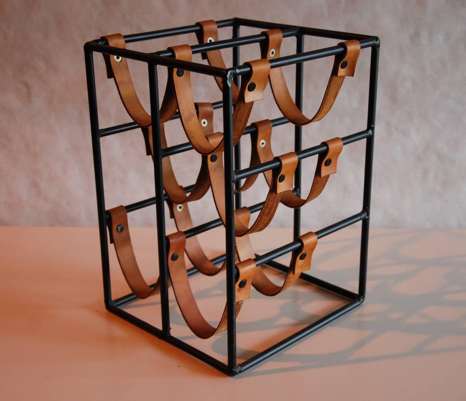 American Arthur Umanoff Leather and Polychromed Steel Wine Rack for Raymor, circa 1960 For Sale