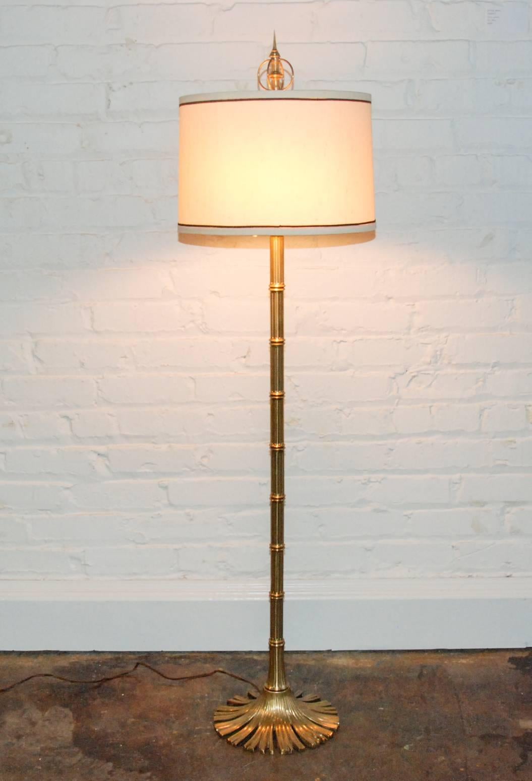 Chapman Cast Brass Vertebrae Floor Lamp, United States, 1976 In Excellent Condition For Sale In Richmond, VA