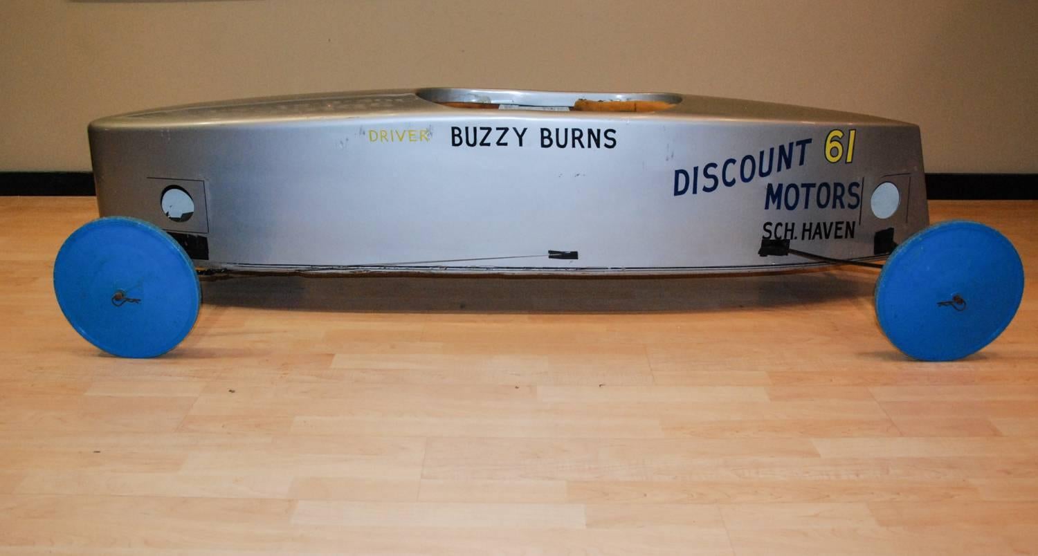 Official Buzzy Burns Soap Box Derby Fiberglass Car, circa 1980 In Good Condition For Sale In Richmond, VA