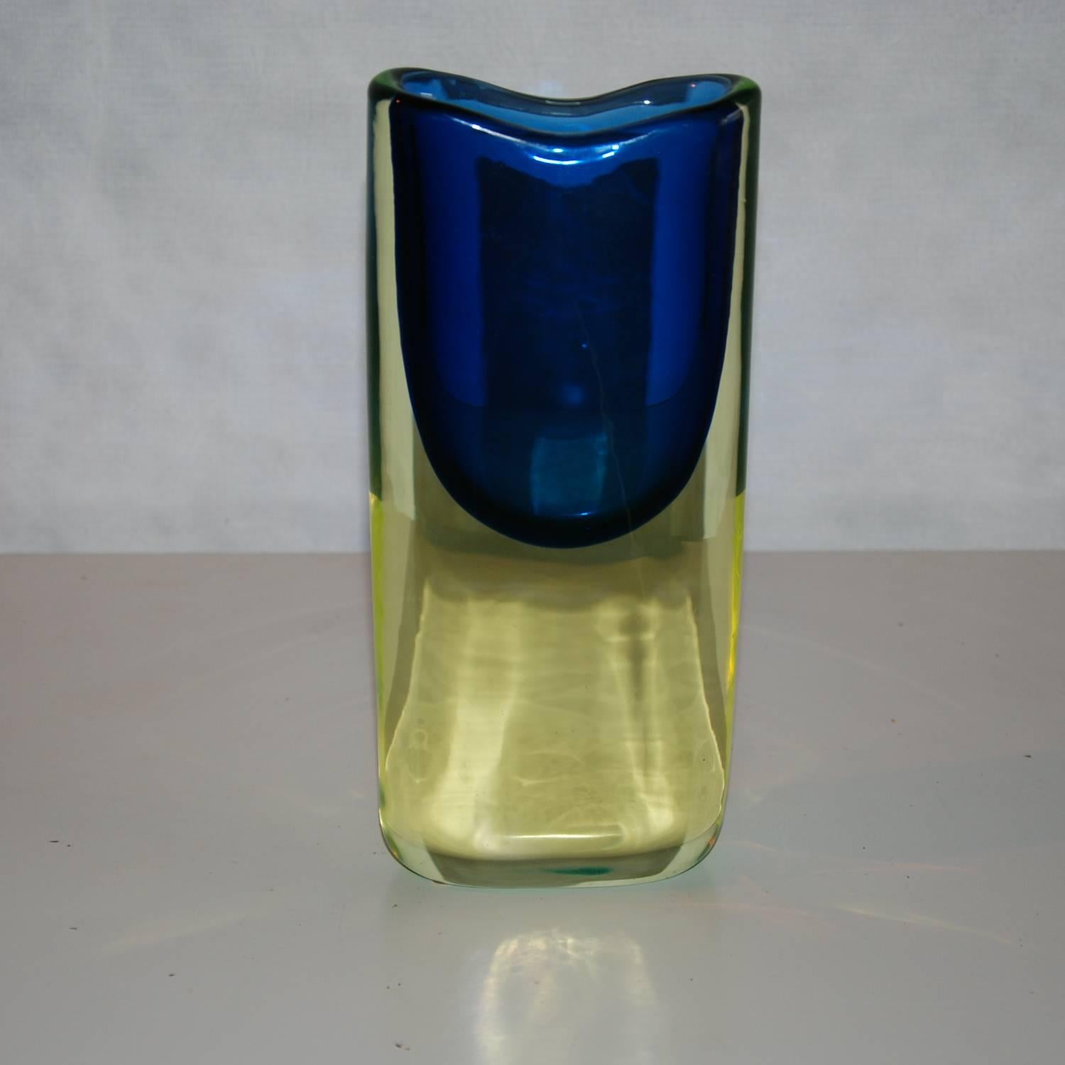 Italian Flavio Poli Murano Art Glass Vase for Seguso Verti d’Arte, Italy, circa 1950 For Sale