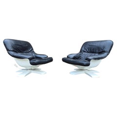Set of 2 space age fiberglass swivel chairs, Finland 1970s