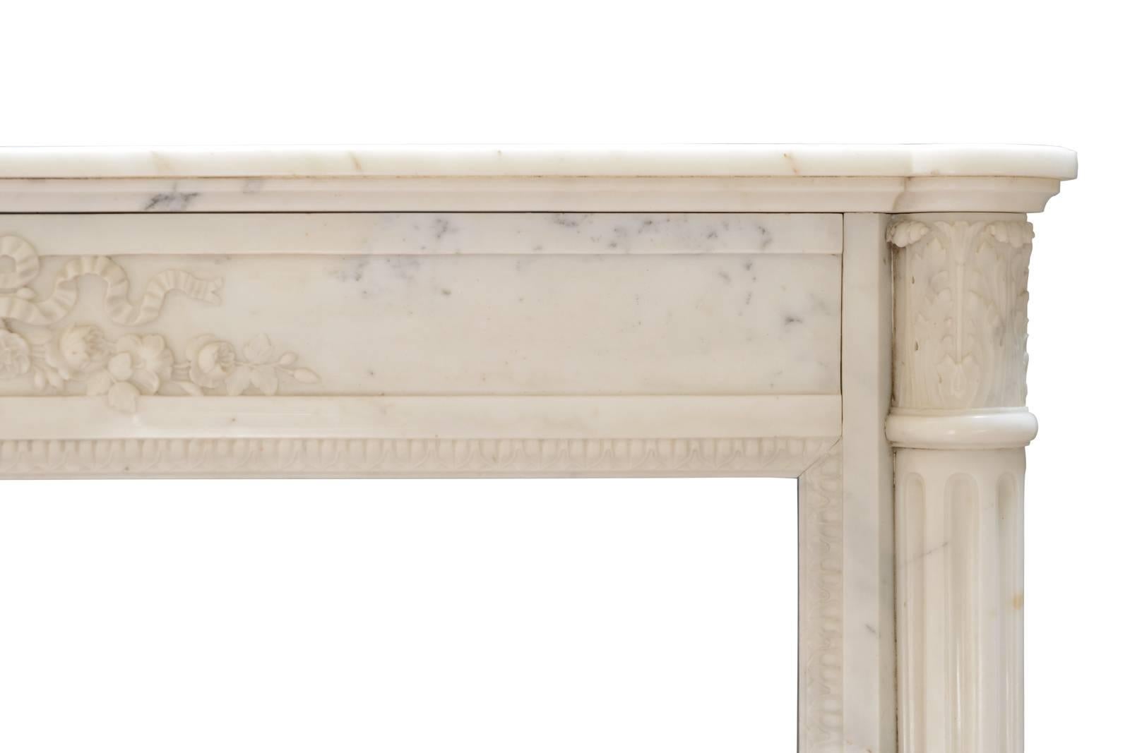 Louis XVI Style White Carrara Marble Fireplace, 19th Century For Sale 1
