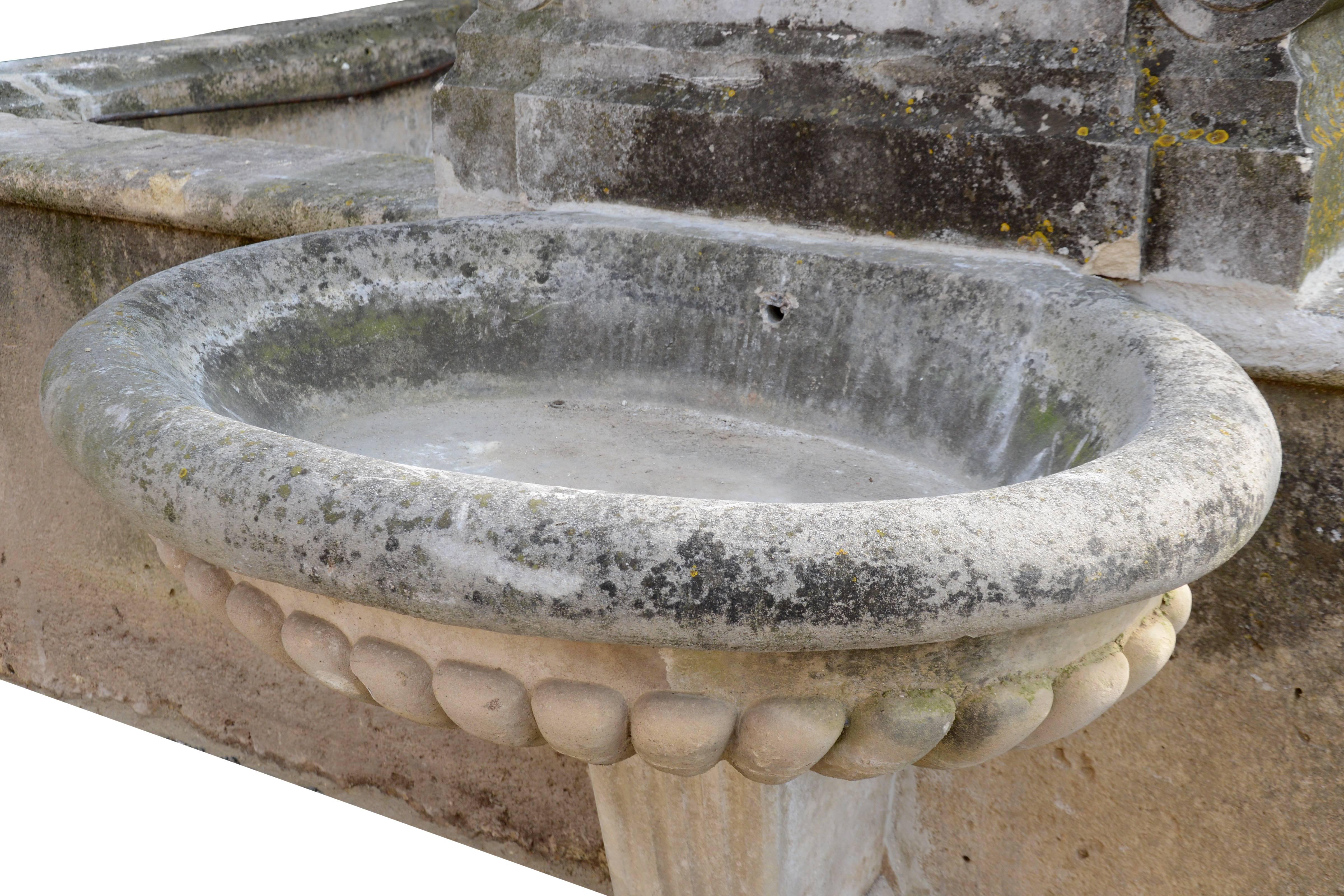 Louis XIV Style Stone Basin with Fountain Backed, circa 1820 For Sale 2