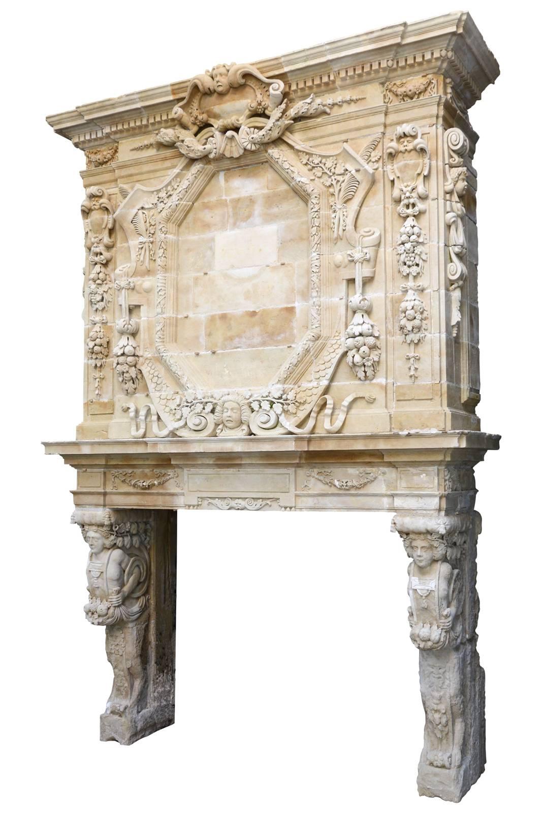 Louis XIII Limestone Fireplace Carved During the Reign of Louis XIV, 17th Century For Sale