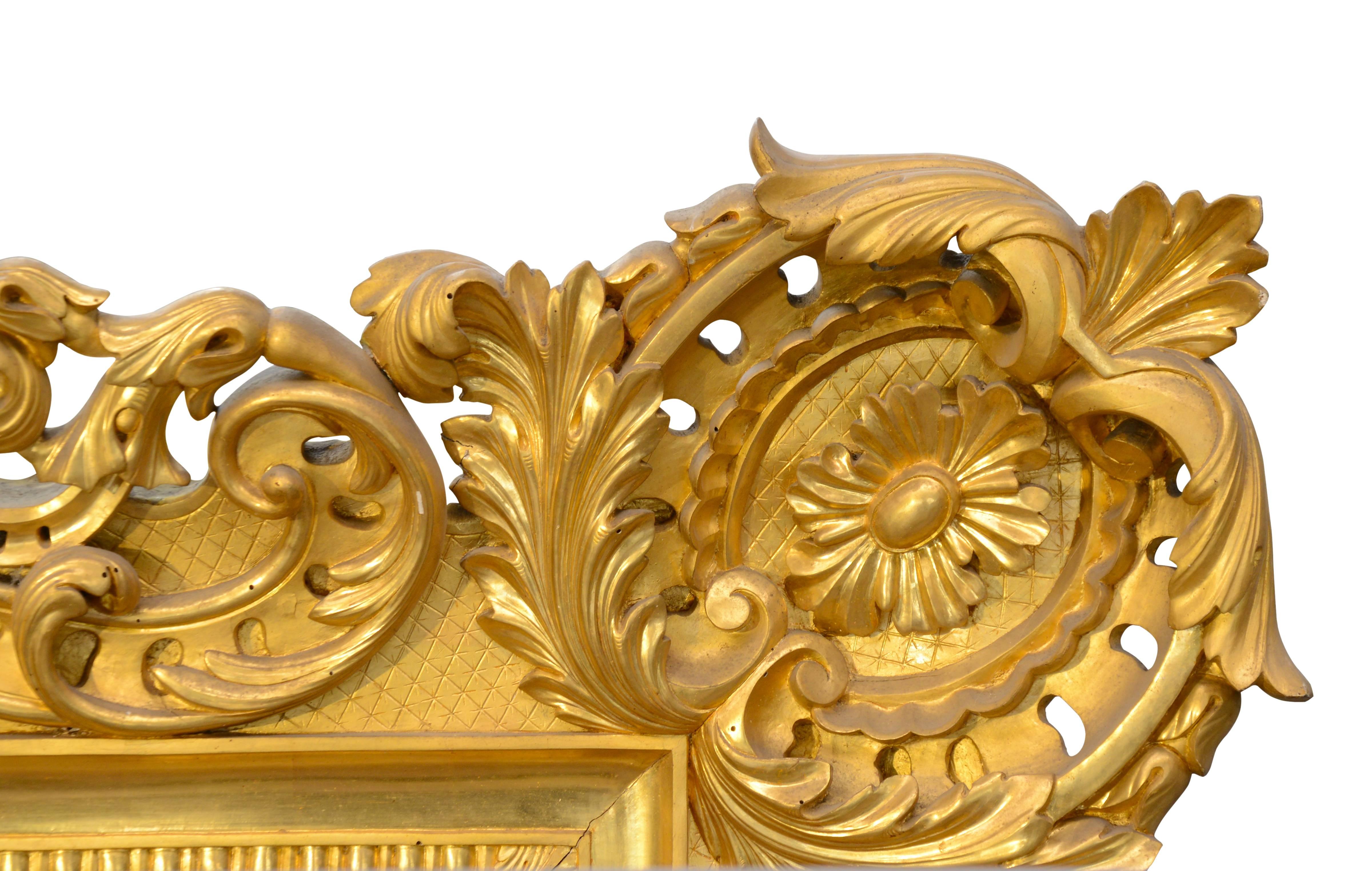 Gilt Imposing Italian Baroque Style Mirror in Carved and Gilded Wood, circa 1830 For Sale