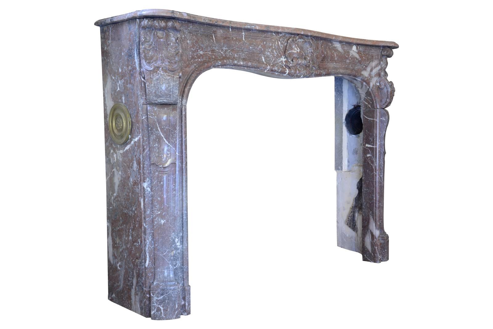 French Louis XV Style in Royal Red Marble Fireplace, 19th Century In Good Condition For Sale In Richebourg, Yvelines