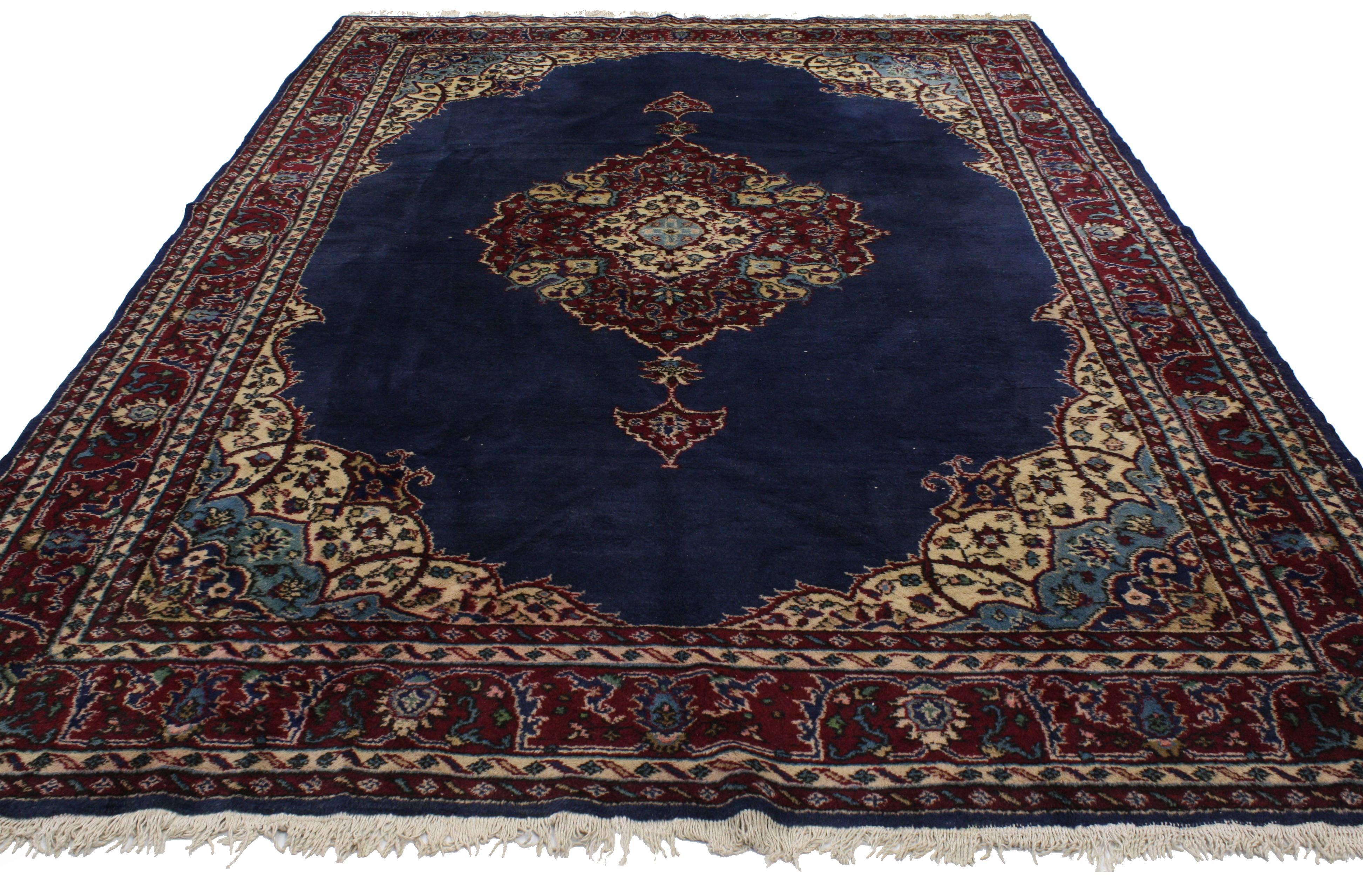 Antique Turkish Sparta Rug with Traditional Modern Style In Excellent Condition In Dallas, TX