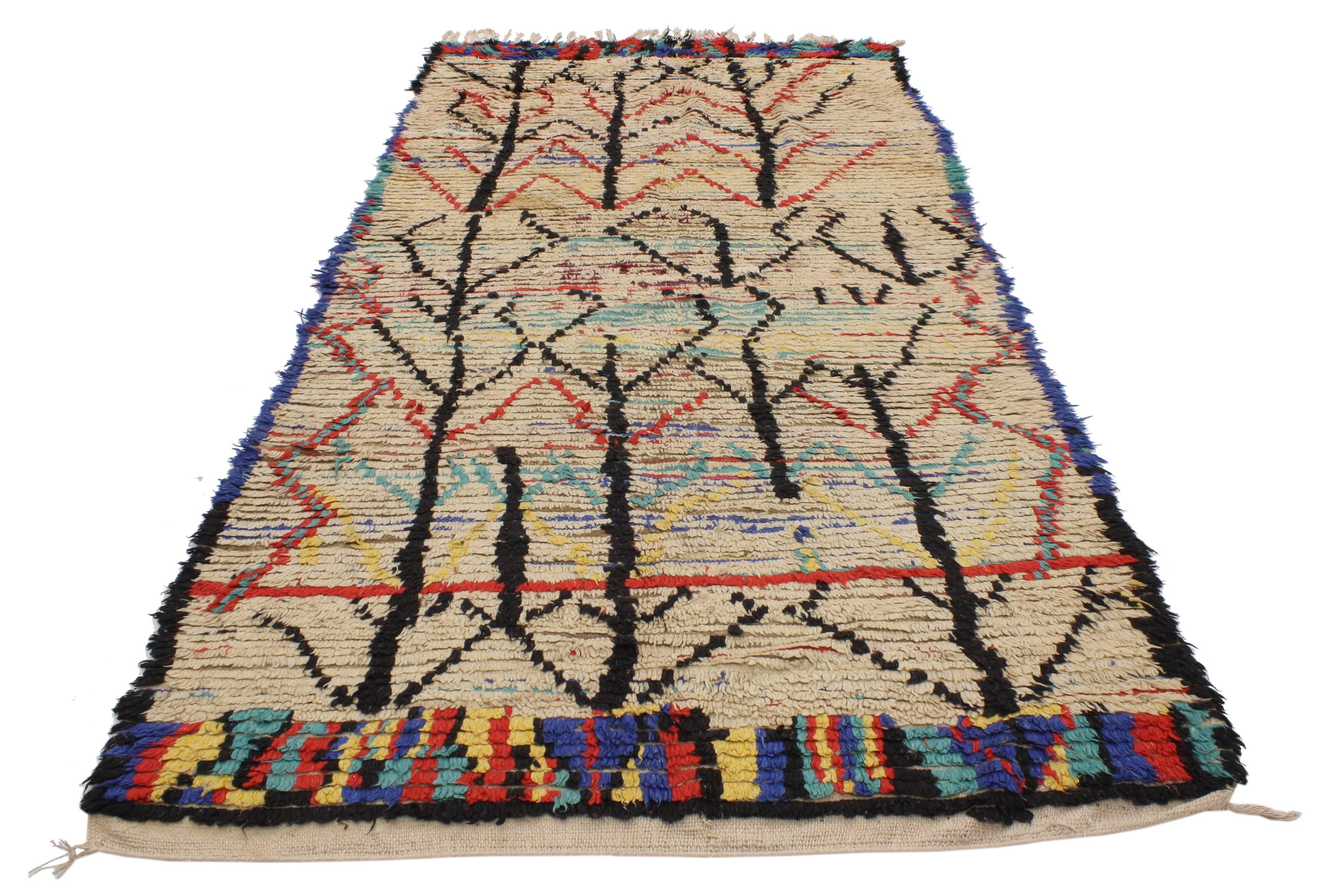 20383 Vintage Berber Moroccan Azilal Rug with Tribal Style. With its stylish levels of complexity combined with Folk-Art creativity, this Mid-Century Modern vintage Berber Moroccan rug is an impeccable representation of Primitive tribal design.
