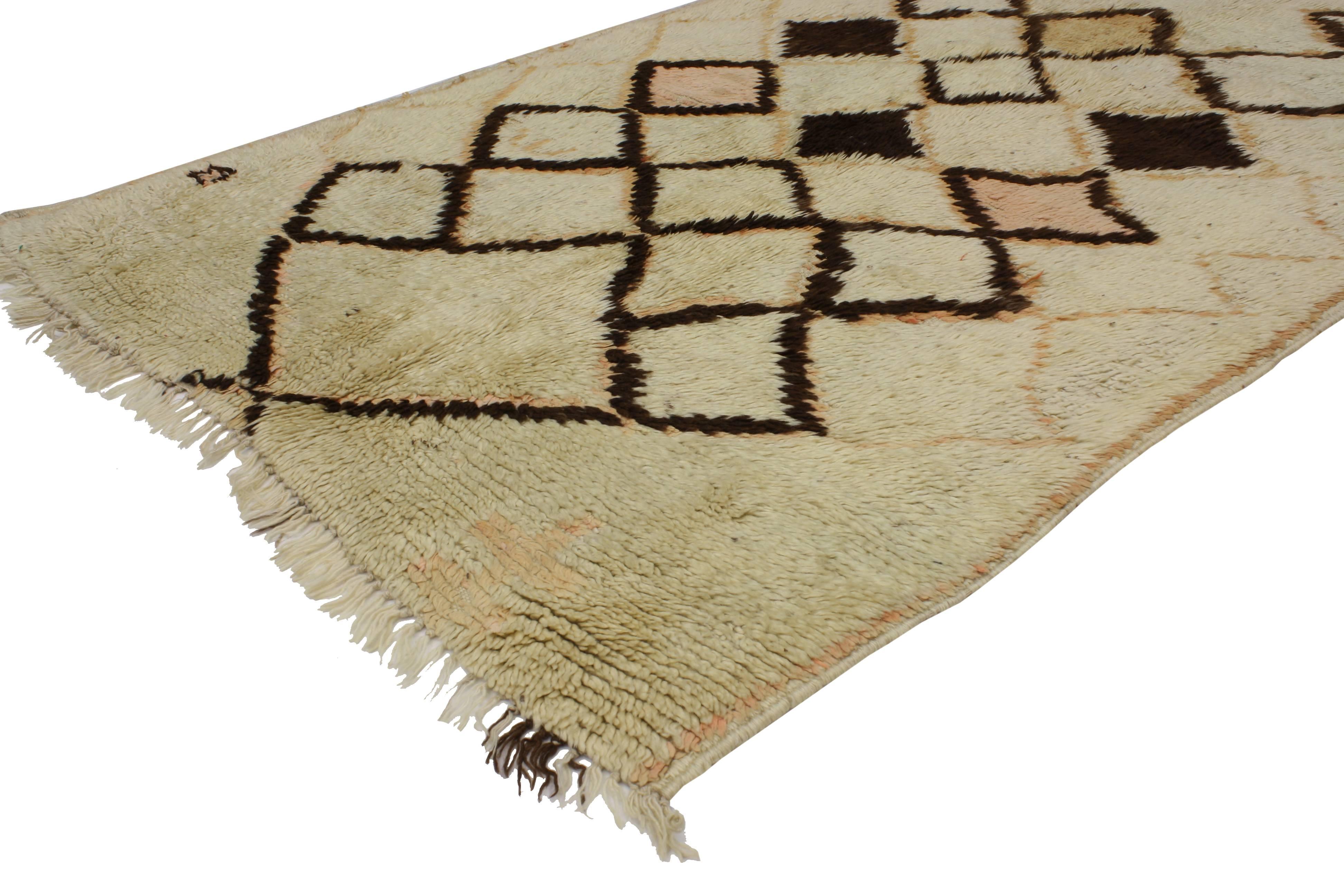 20389 Vintage Berber Moroccan Rug with Nomadic Style. With its stylish levels of complexity combined with Folk Art creativity, this hand-knotted wool vintage Berber Moroccan rug features nomadic style in muted hues and contrasting colors. The