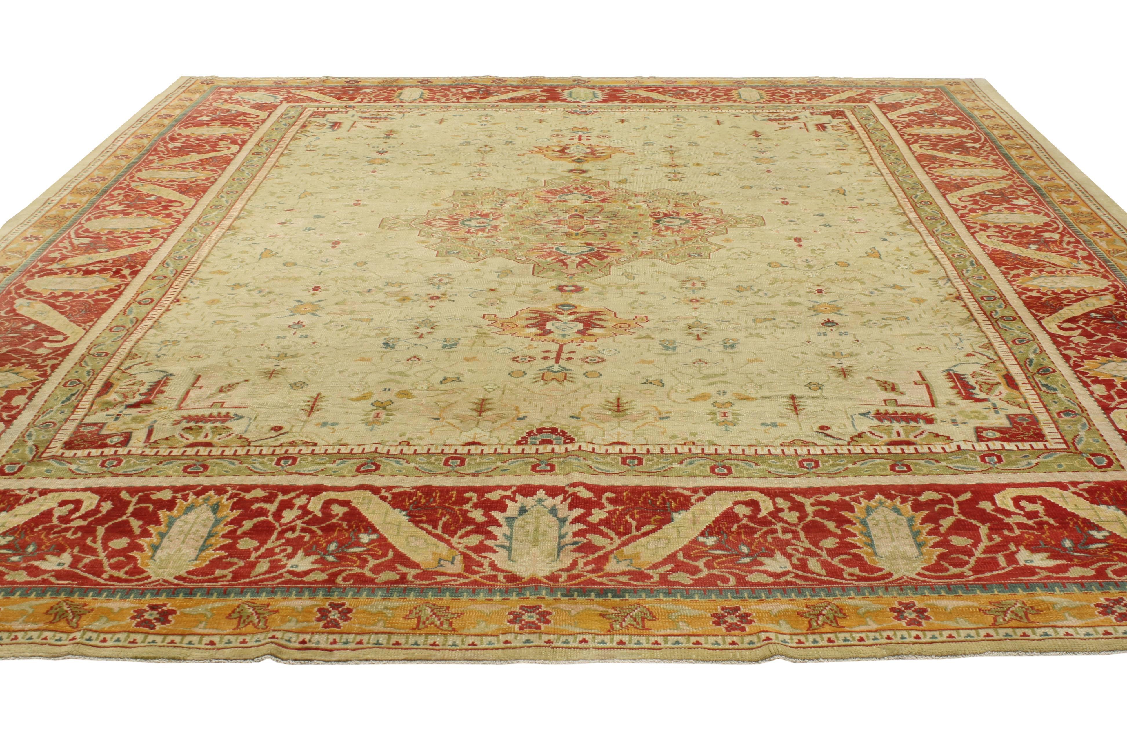 20th Century Antique Turkish Oushak with Traditional Modern Style For Sale