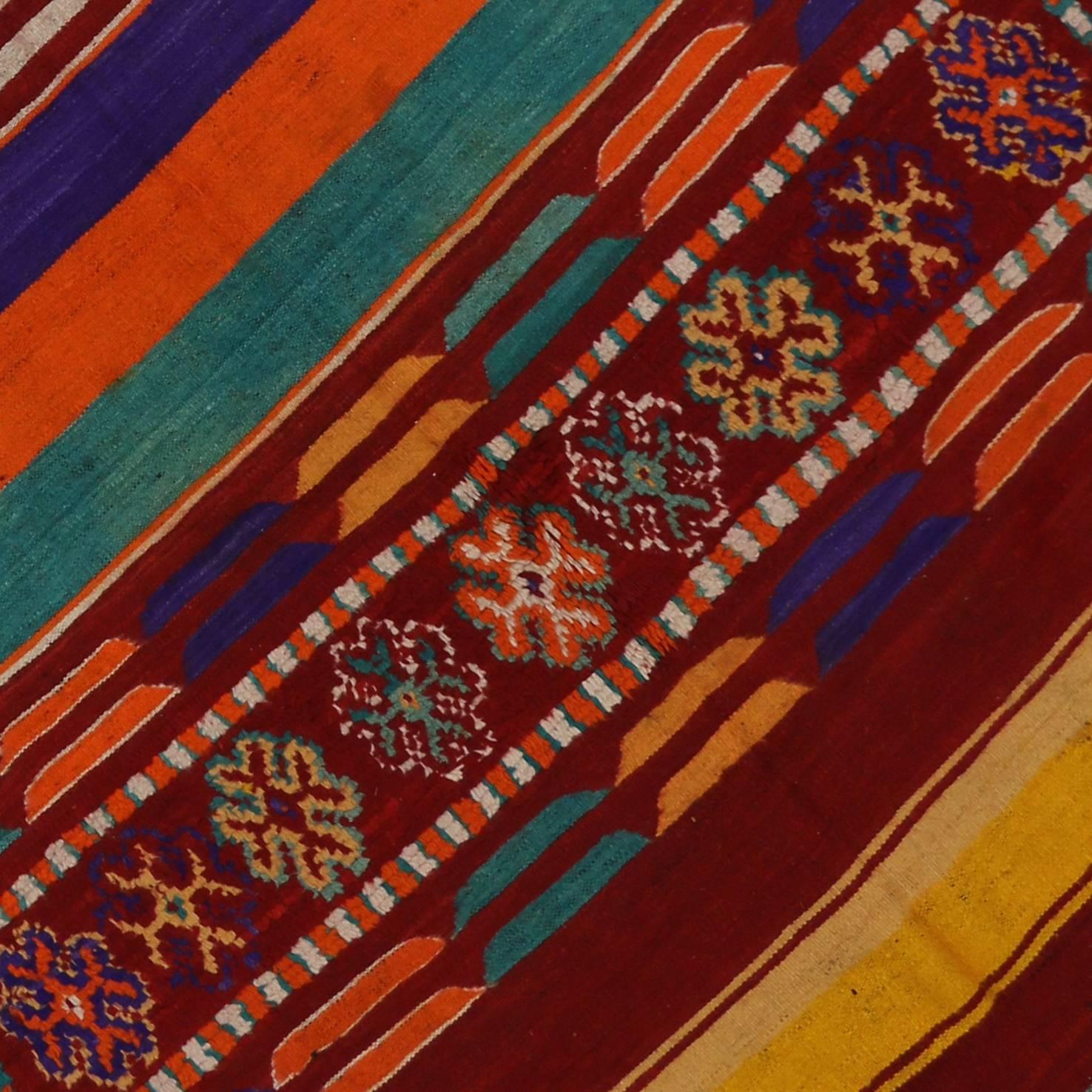 Marocain Rug & Kilim marocain berbère vintage avec style Modern Cabine, Flat-weave Kilim Rug en vente