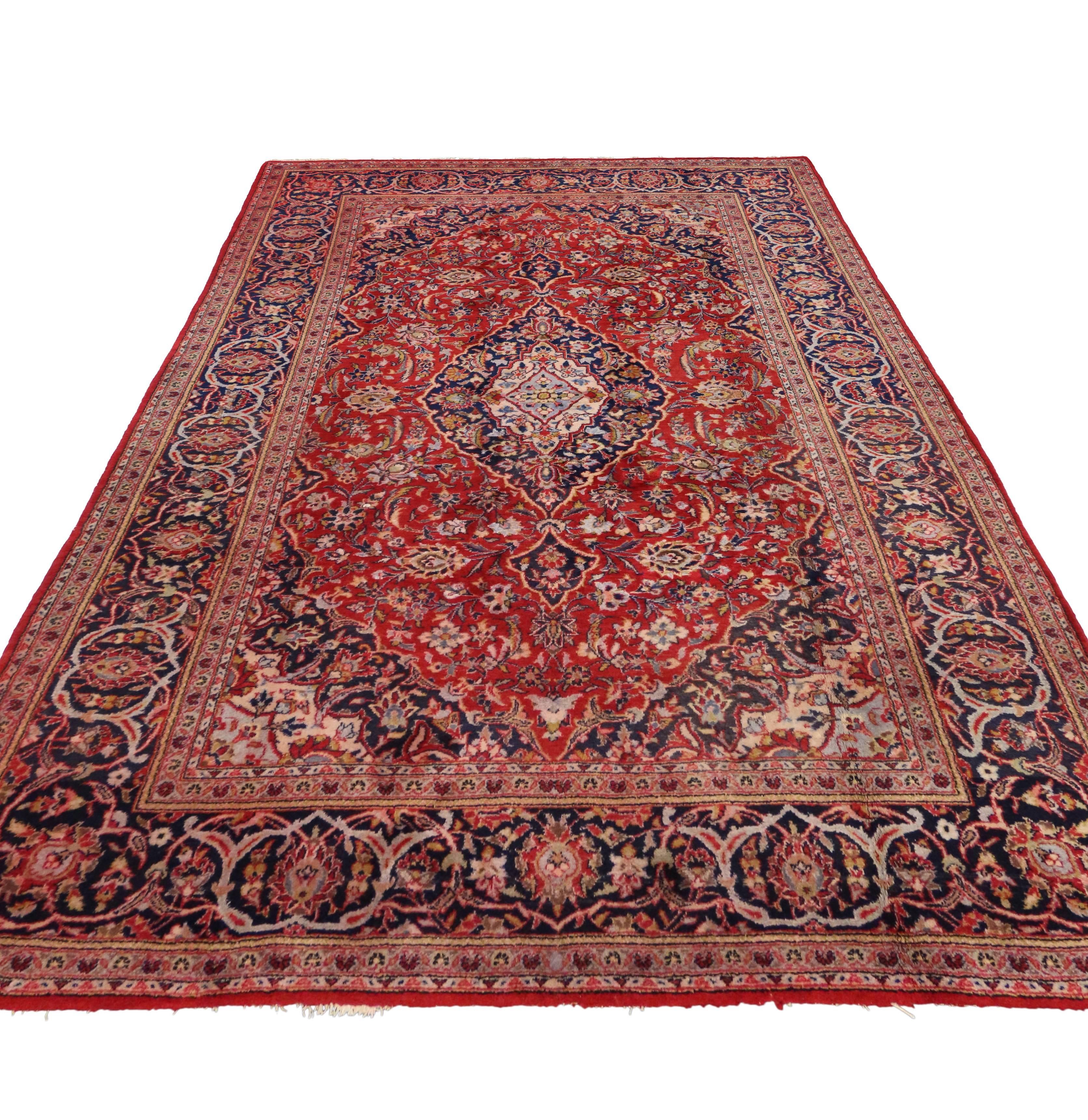 20th Century Vintage Persian Kashan Rug with Traditional Colonial and Federal Style For Sale