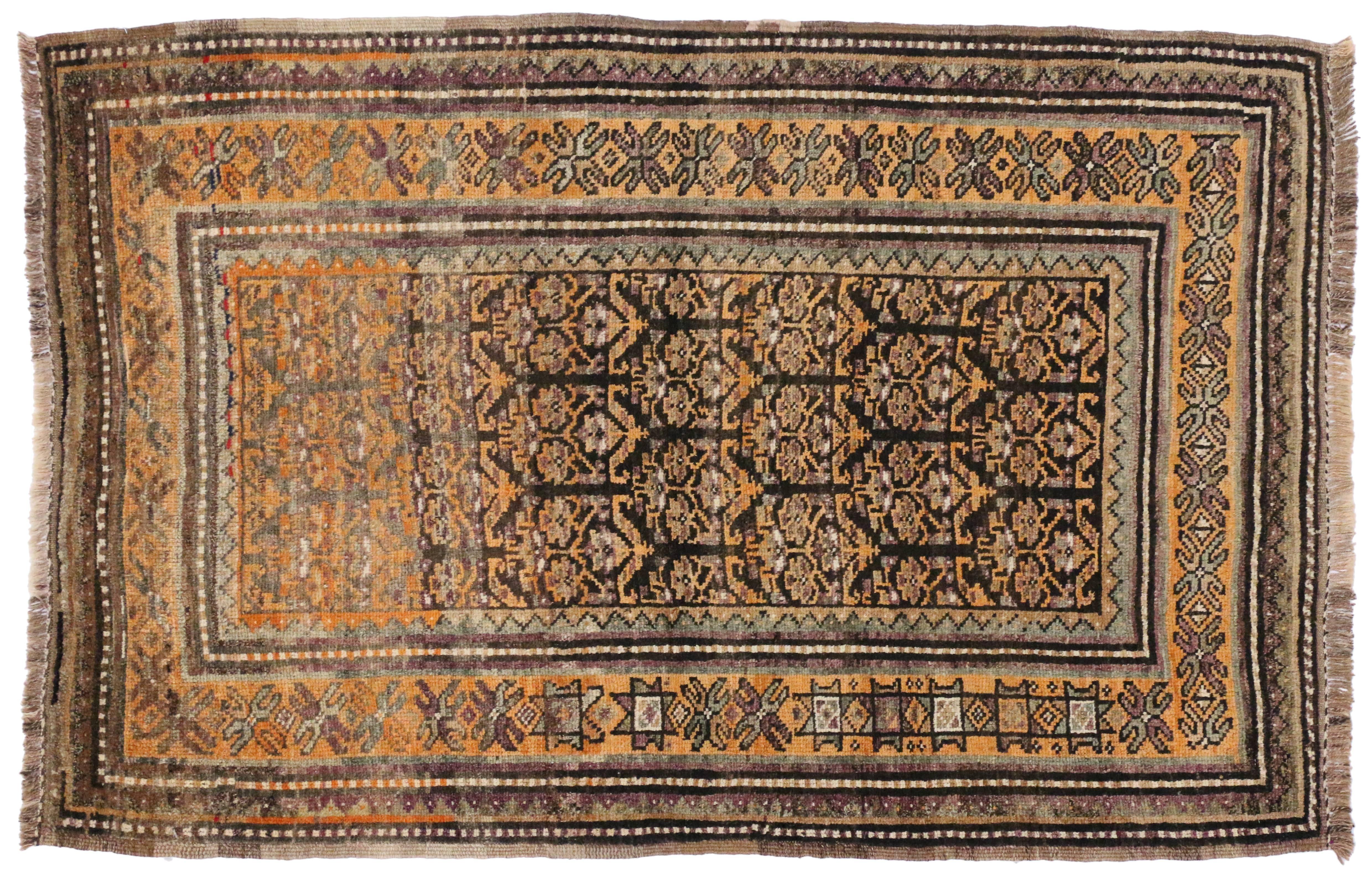 Vintage Shiraz Persian Tribal Rug with Mid-Century Modern Style For Sale 7