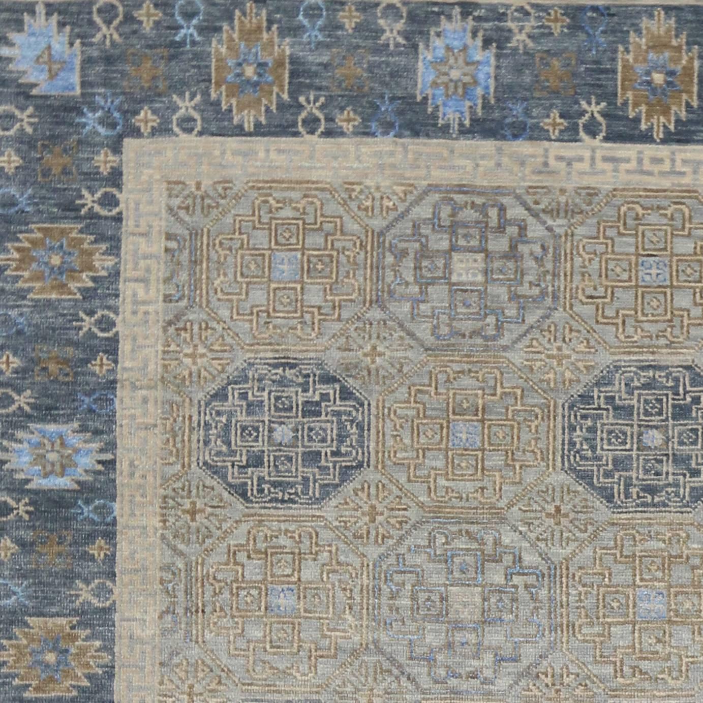 New Transitional Khotan Design Geometric Area Rug In New Condition In Dallas, TX