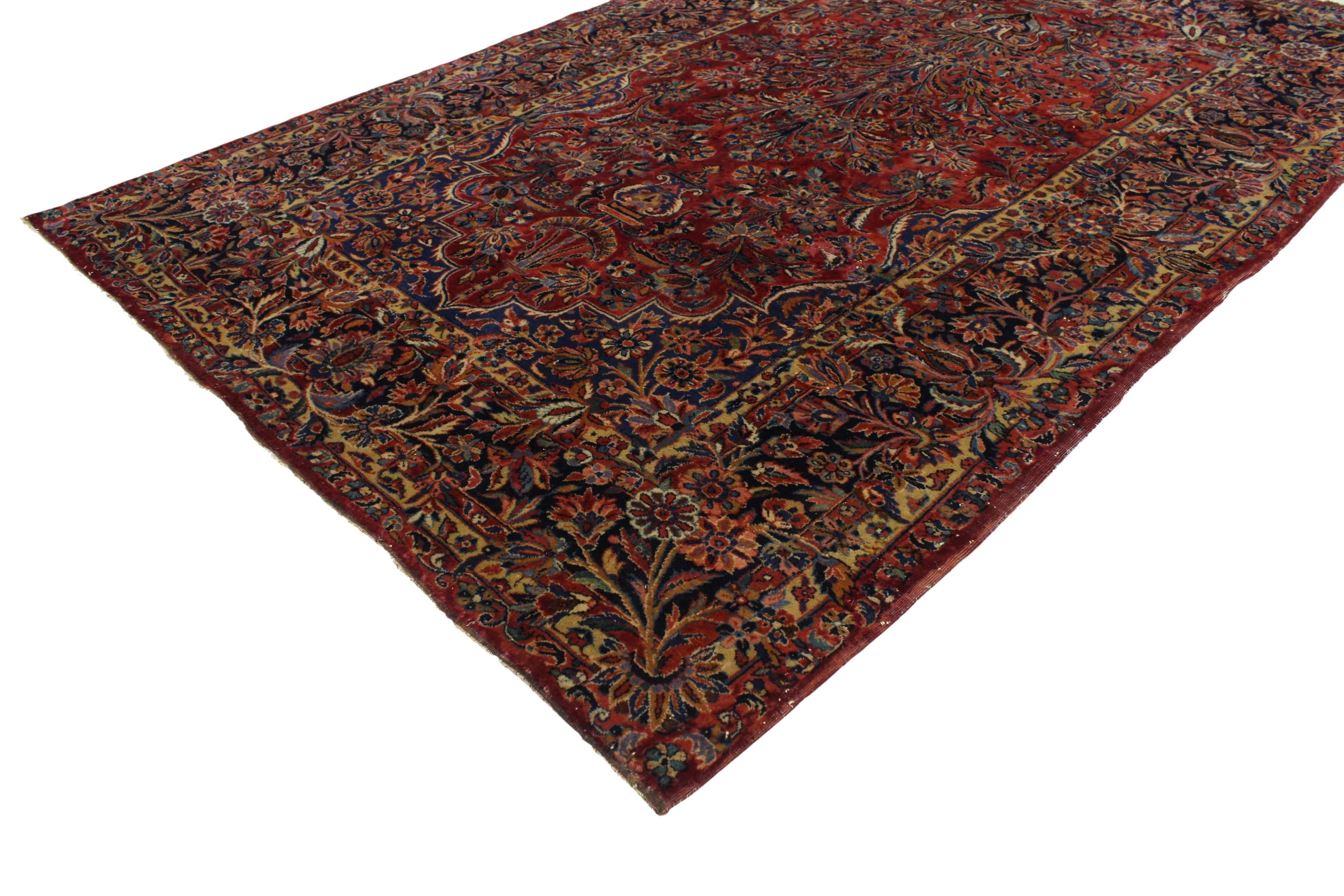 76886 Antique Persian Kashan Vase Rug with Traditional Style 04'04 x 06'05. Vibrant colors with beguiling ambiance, this hand knotted wool antique Persian Kashan vase rug is poised to impress. The abrashed red field features an all-over botanical
