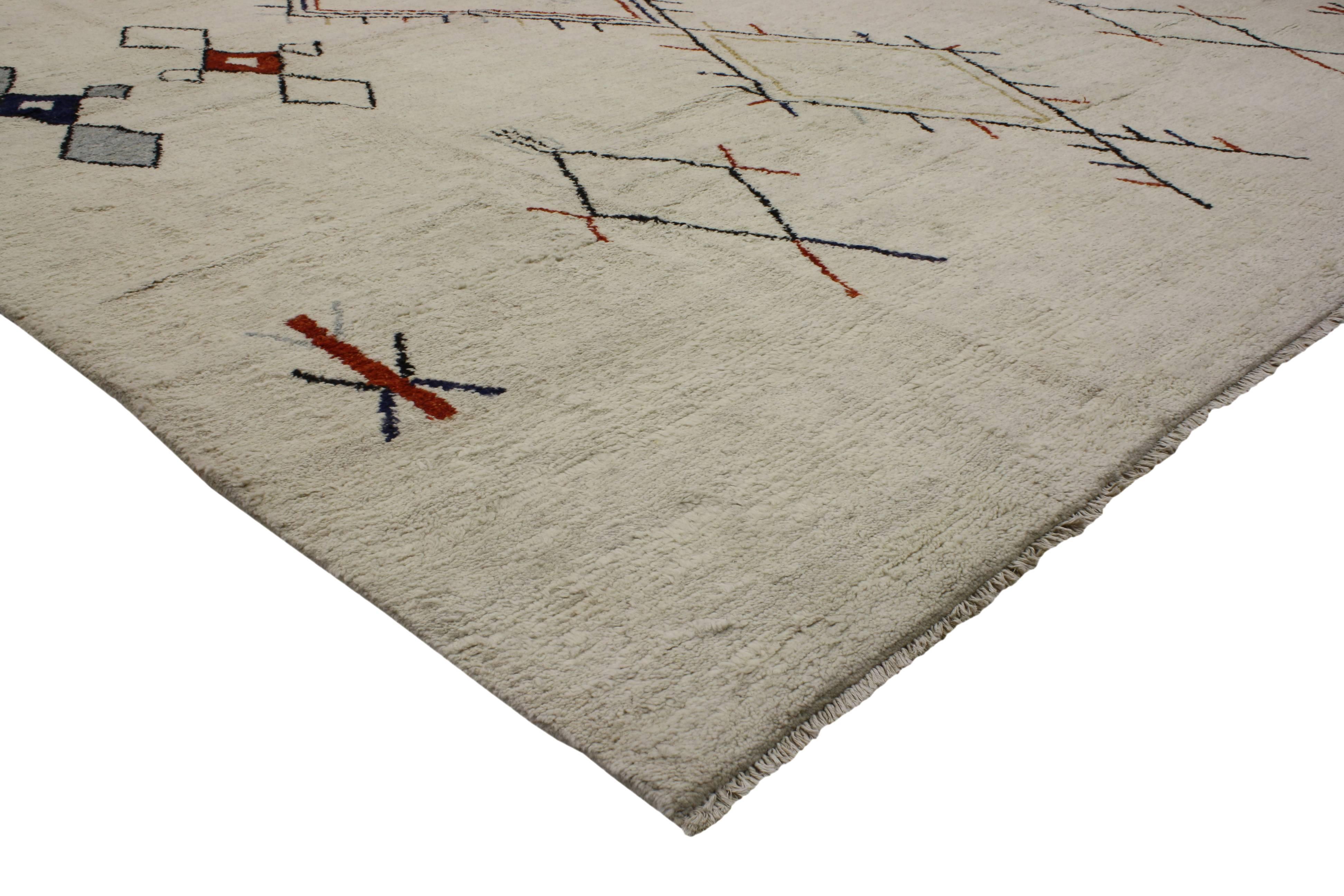 New Contemporary Moroccan Style Area Rug with Modern Tribal Design In Excellent Condition In Dallas, TX