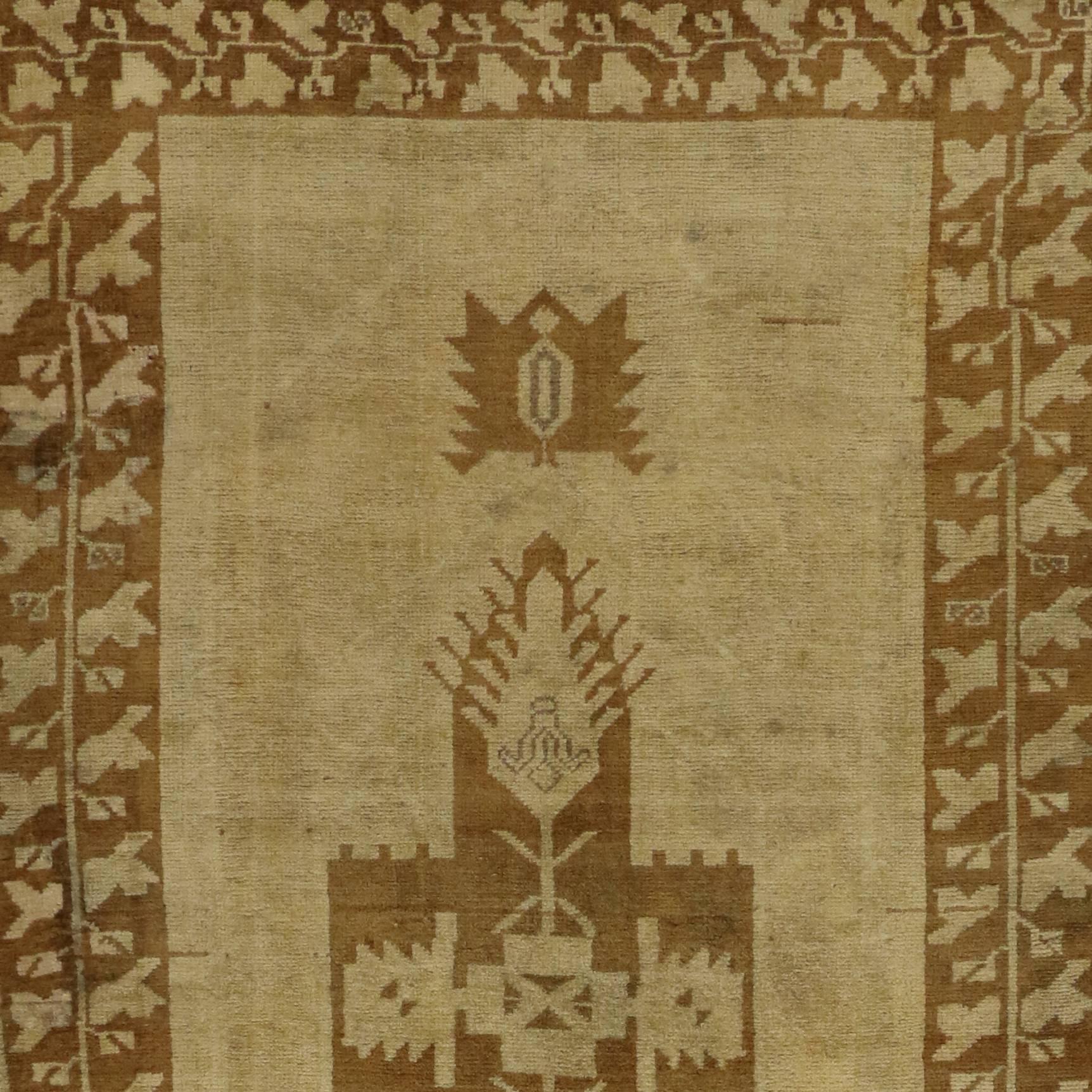 Vintage Turkish Oushak Runner with Warm, Neutral Colors, Hallway Runner For Sale 4